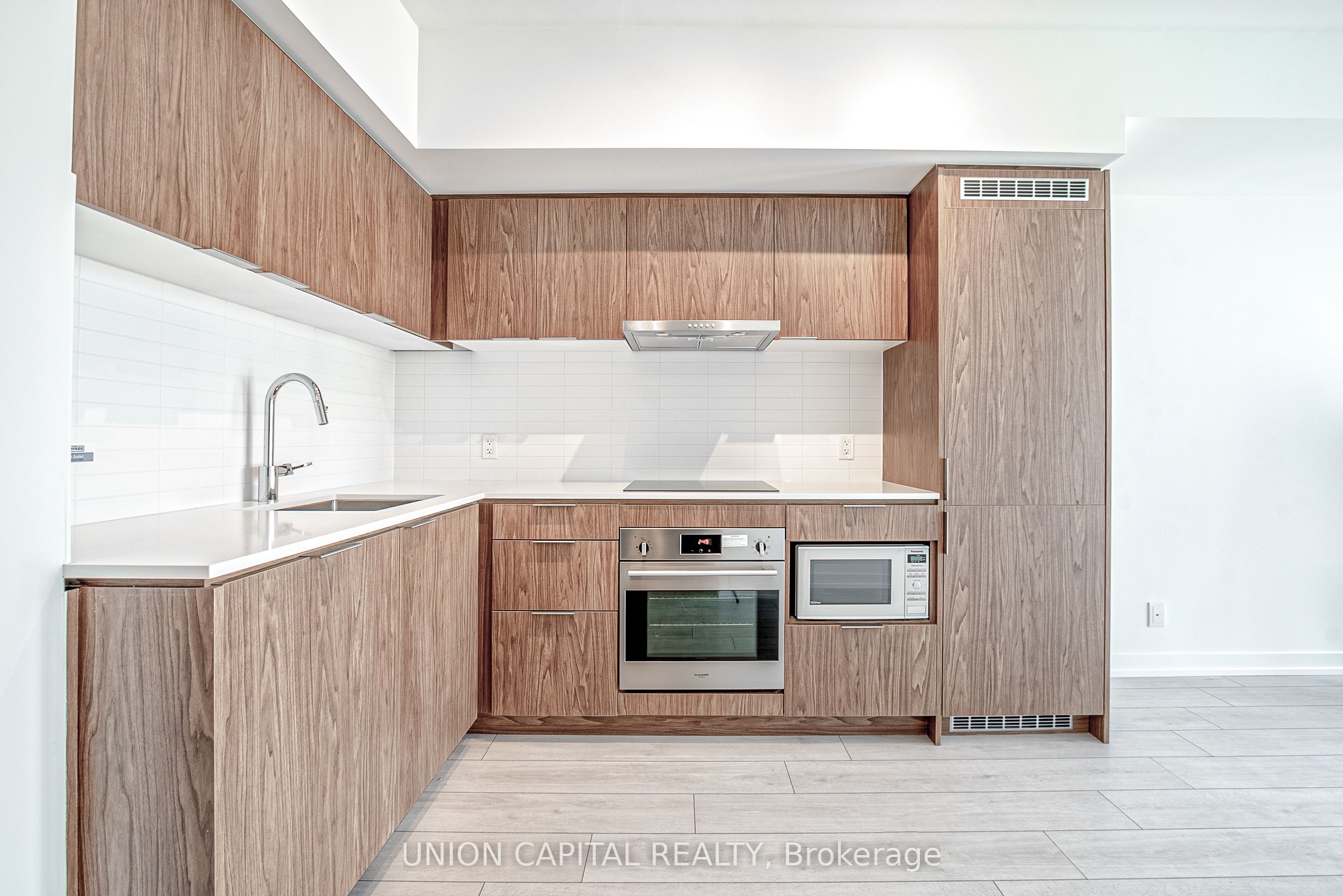 60 Shuter Street PH209, Toronto, ON M5B 0B7 photo 5