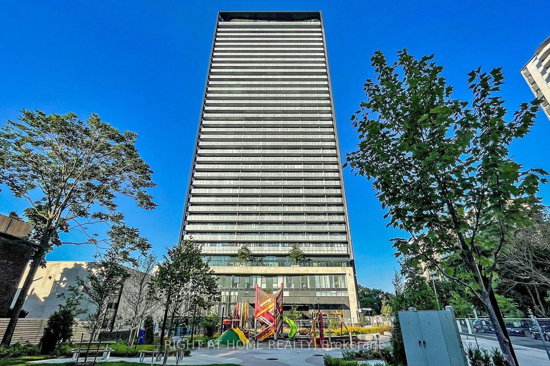 575 Bloor Street E 508, Toronto, ON M4W 0B2 photo 3