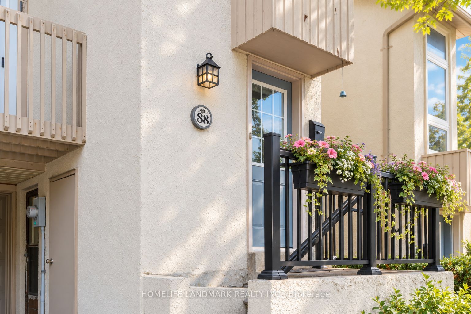 88 Cheryl Shepway, Toronto, ON M2J 4R6 photo 3