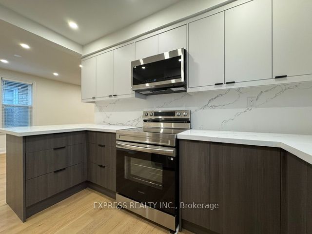1328 Avenue Road 2, Toronto, ON M5N 2G9 photo 4