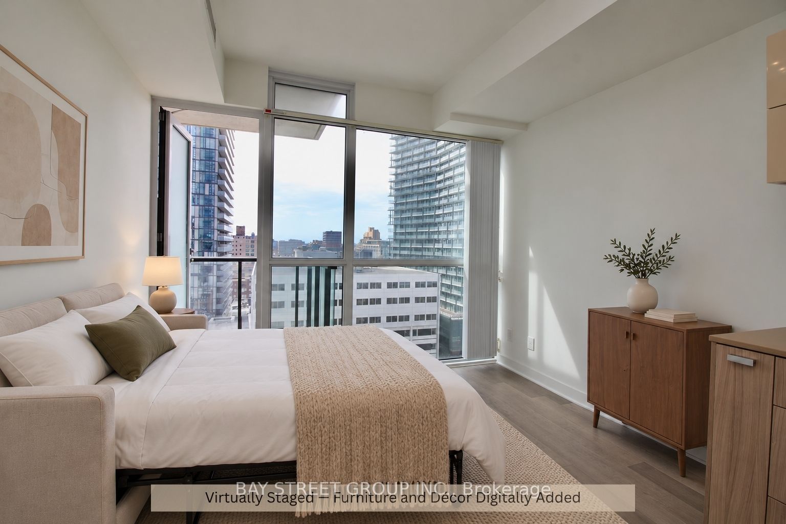 290 Adelaide Street W 1303, Toronto, ON M5V 0P3 photo 4