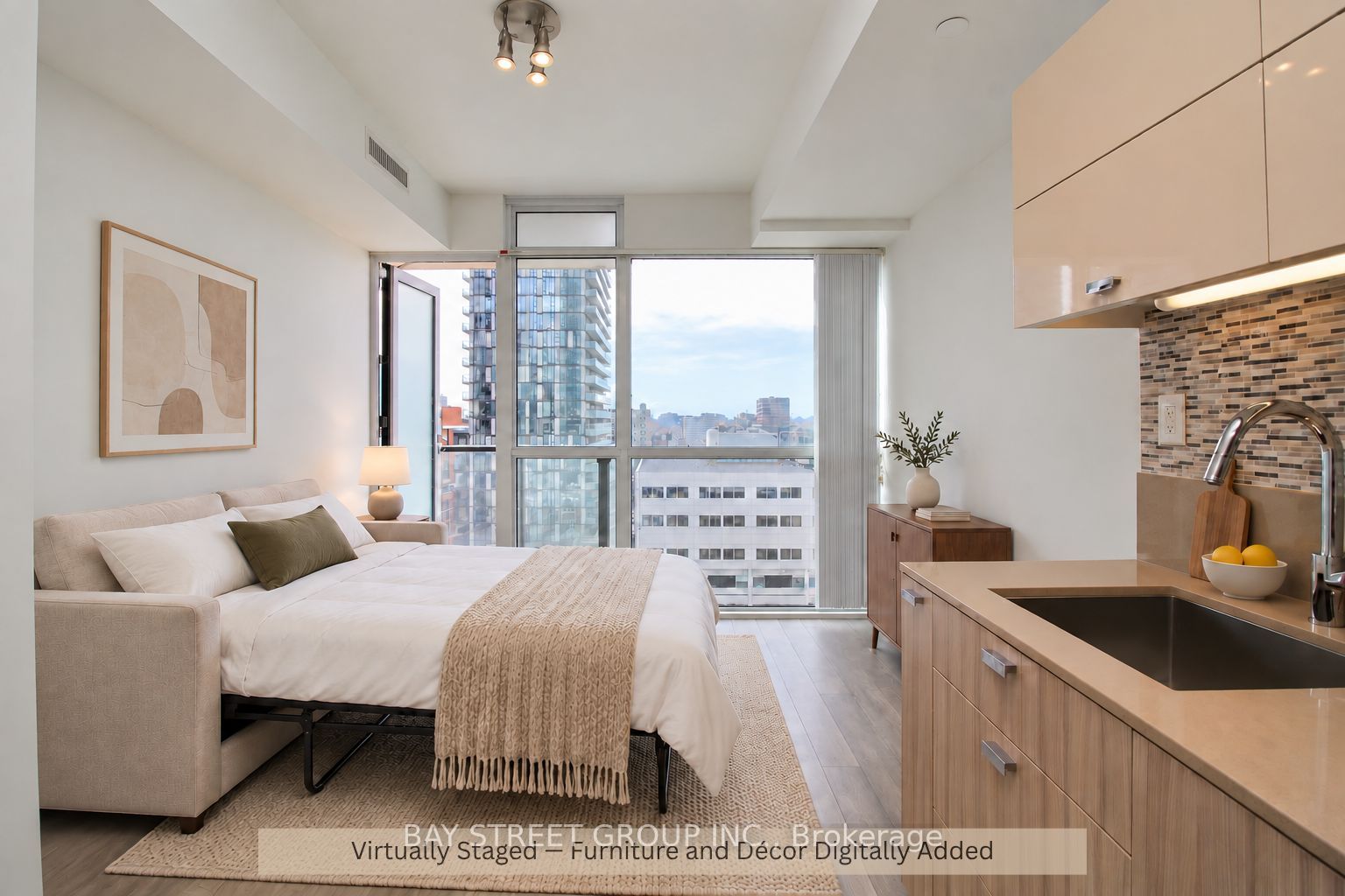290 Adelaide Street W 1303, Toronto, ON M5V 0P3 photo 5