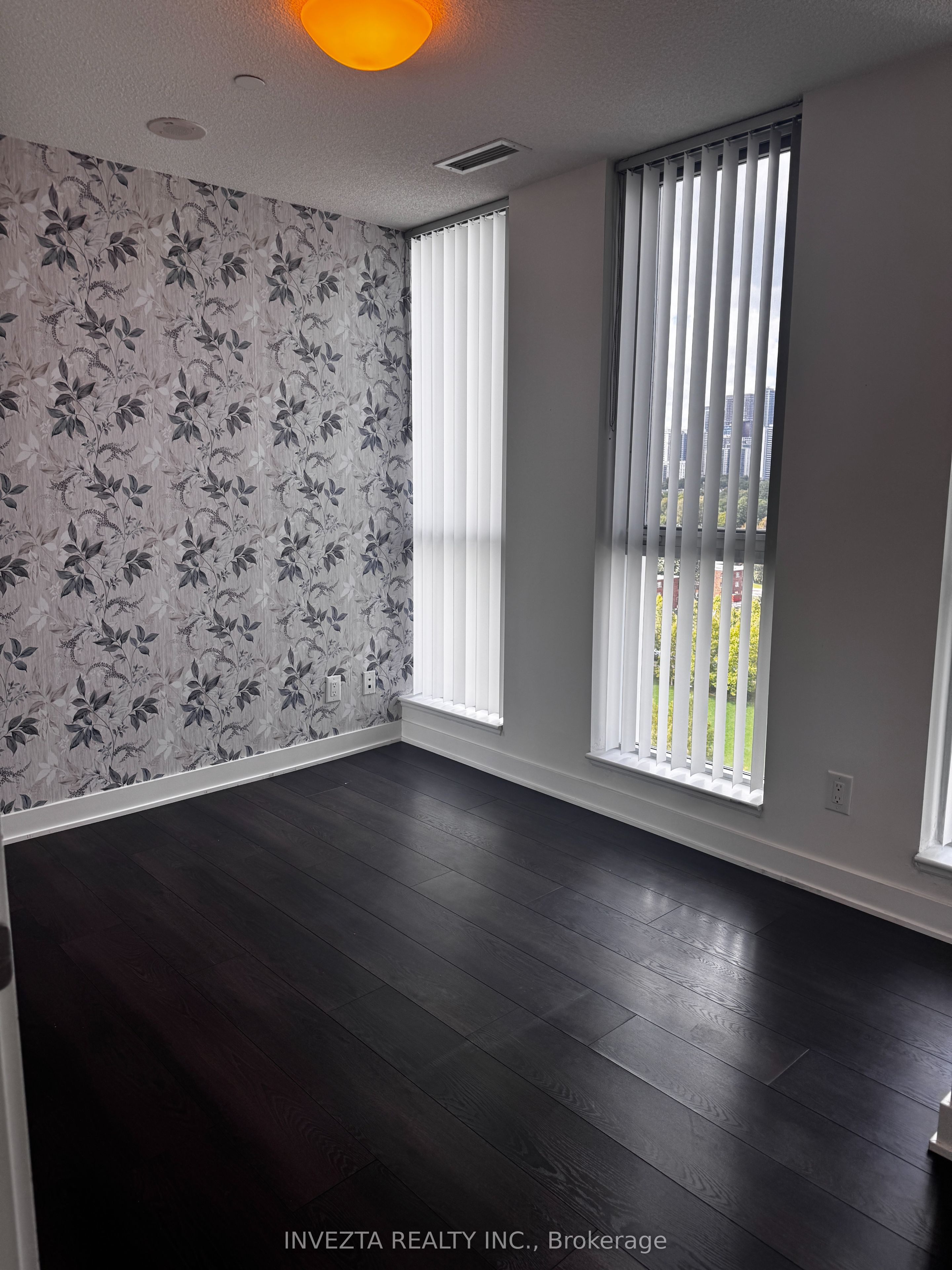 170 Sumach Street 1312, Toronto, ON M5A 0C3 photo 5