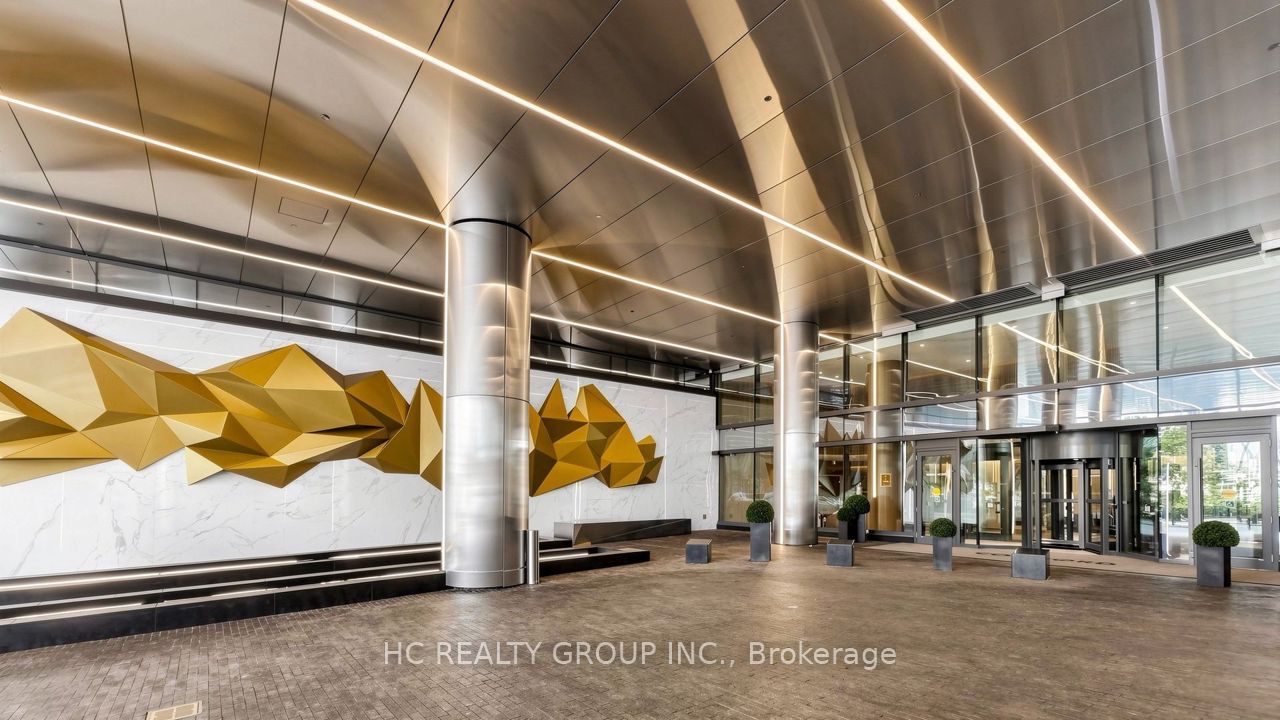 3 Concord Cityplace Way 2103, Toronto, ON M5V 0X4 photo 4