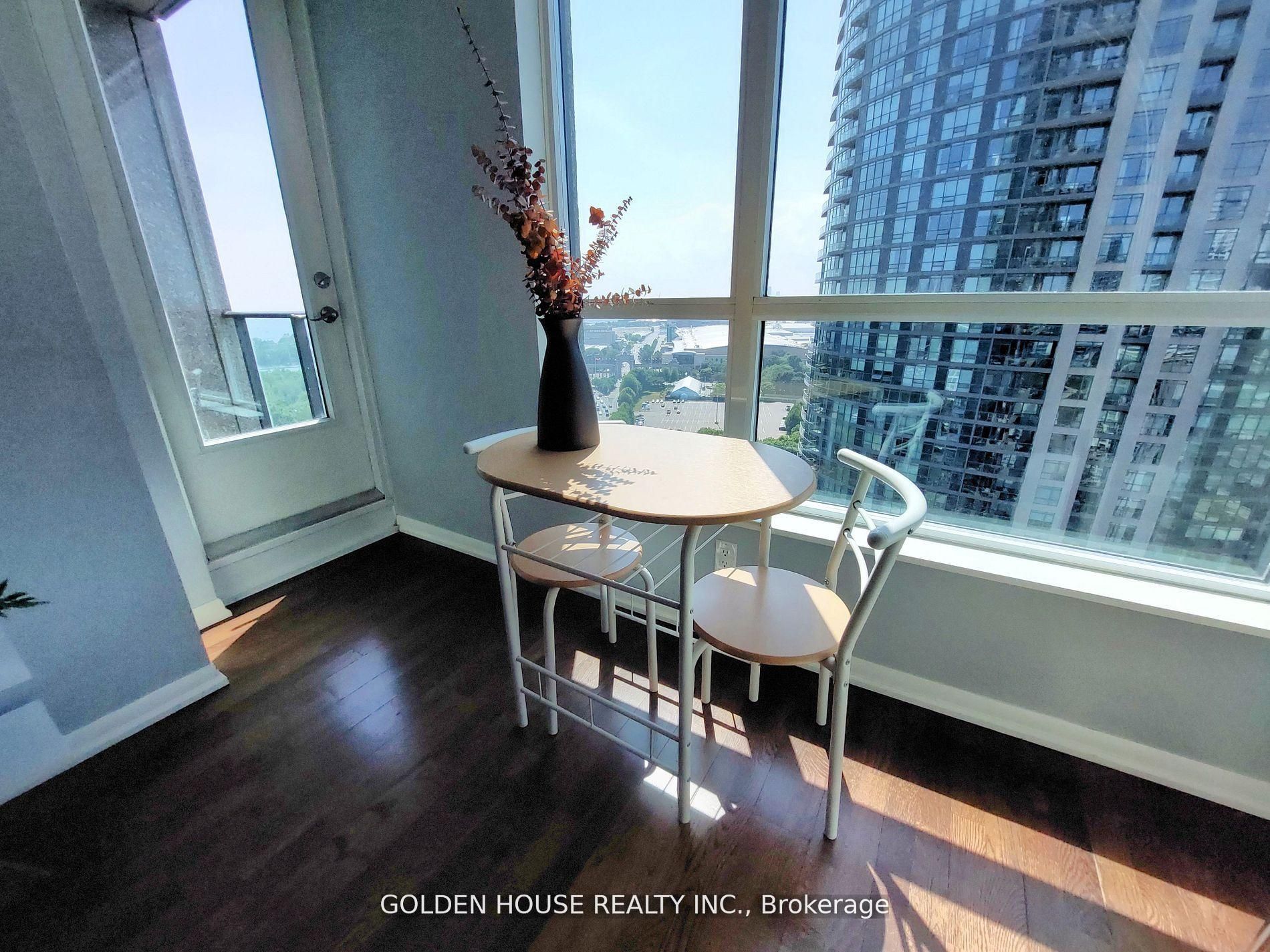 215 Fort York Boulevard 2309, Toronto, ON M5V 4A2 photo 4