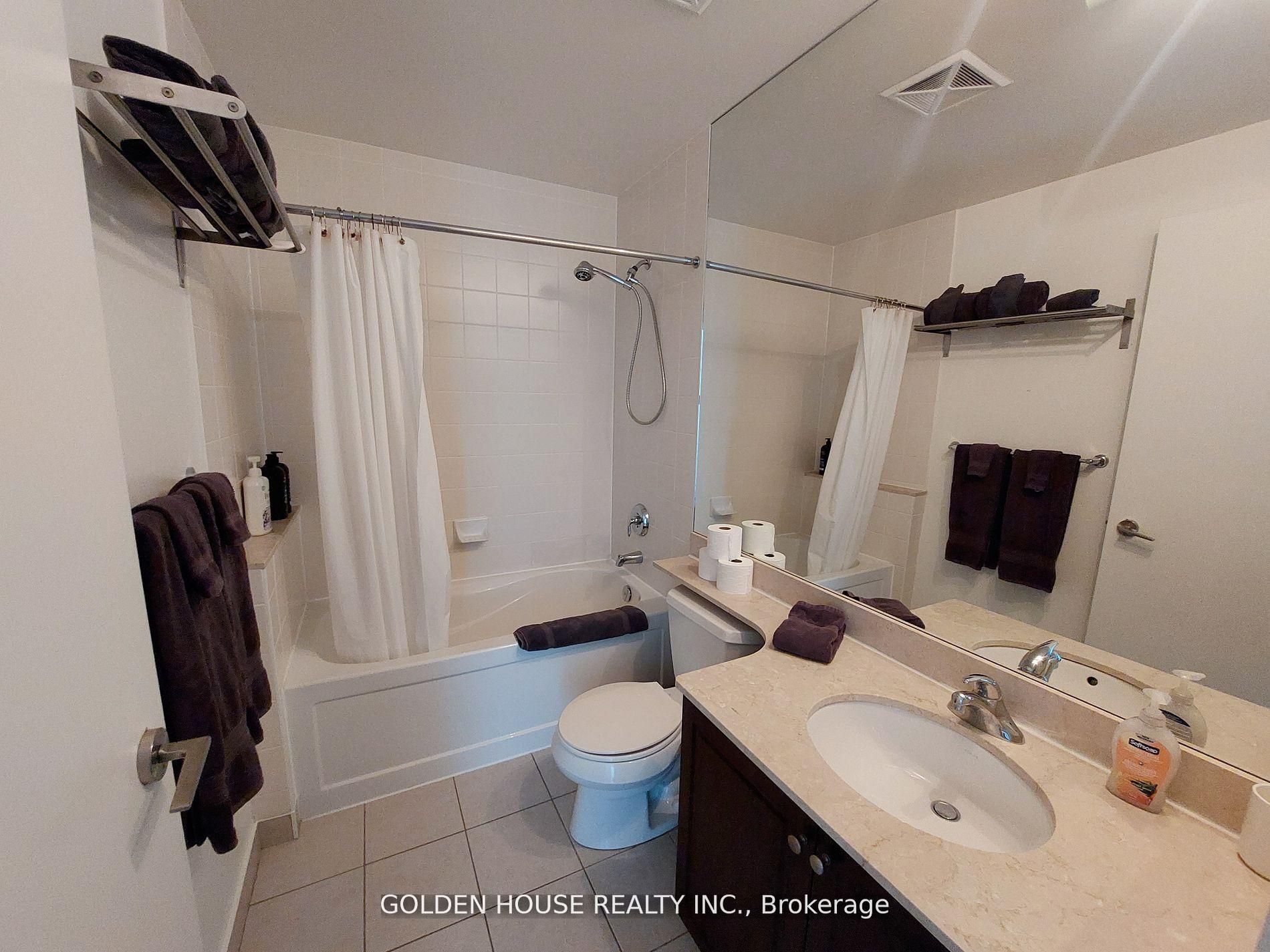 215 Fort York Boulevard 2309, Toronto, ON M5V 4A2 photo 5