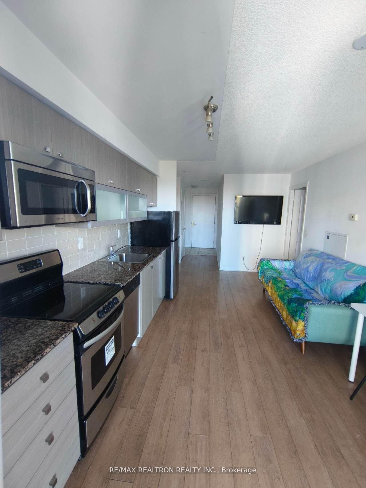 275 Yorkland Road 1904, Toronto, ON M2J 0B4 photo 5