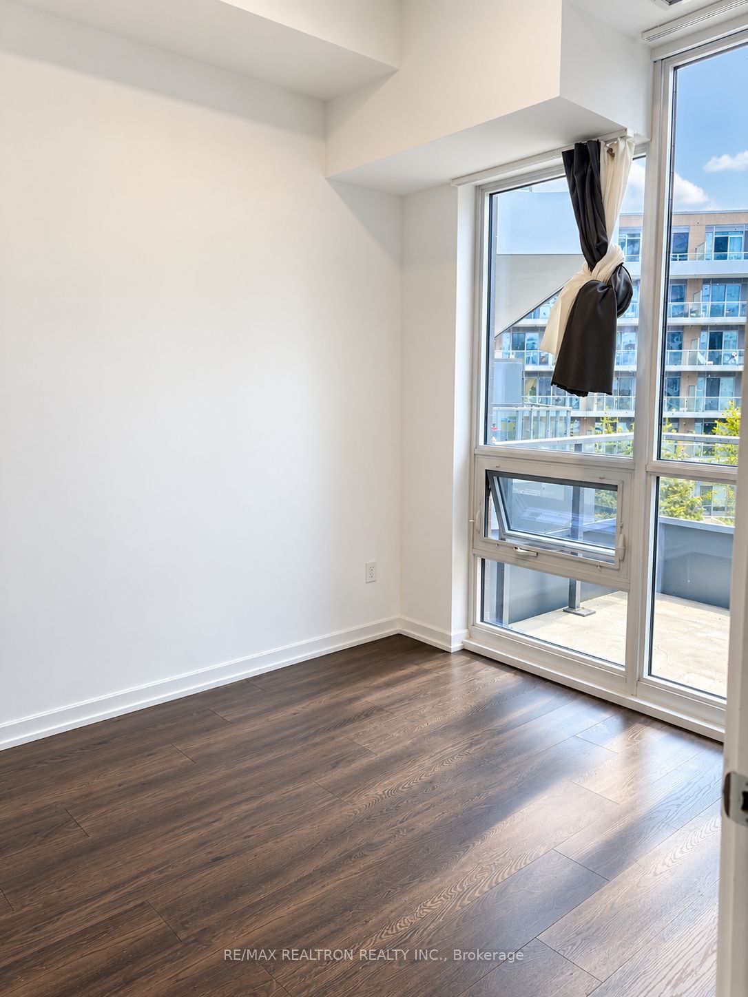 50 Forest Manor Road 309, Toronto, ON M2J 1M6 photo 5