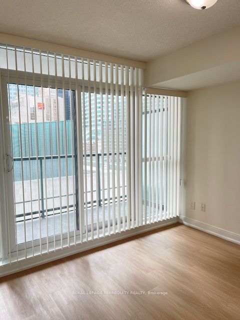 1 Scott Street 706, Toronto, ON M5E 1A1 photo 5