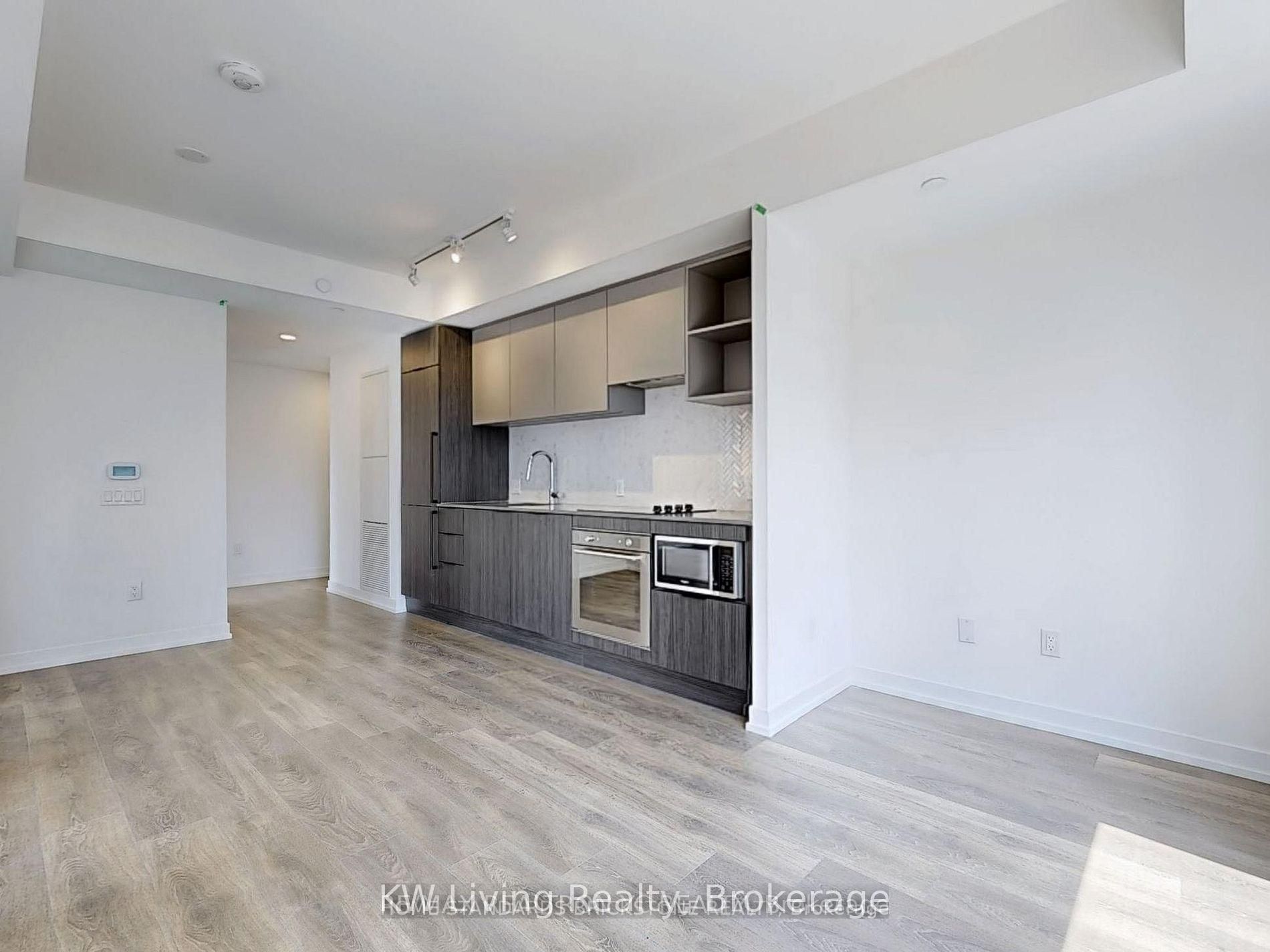 82 Dalhousie Street 1106, Toronto, ON M5B 0C5 photo 3