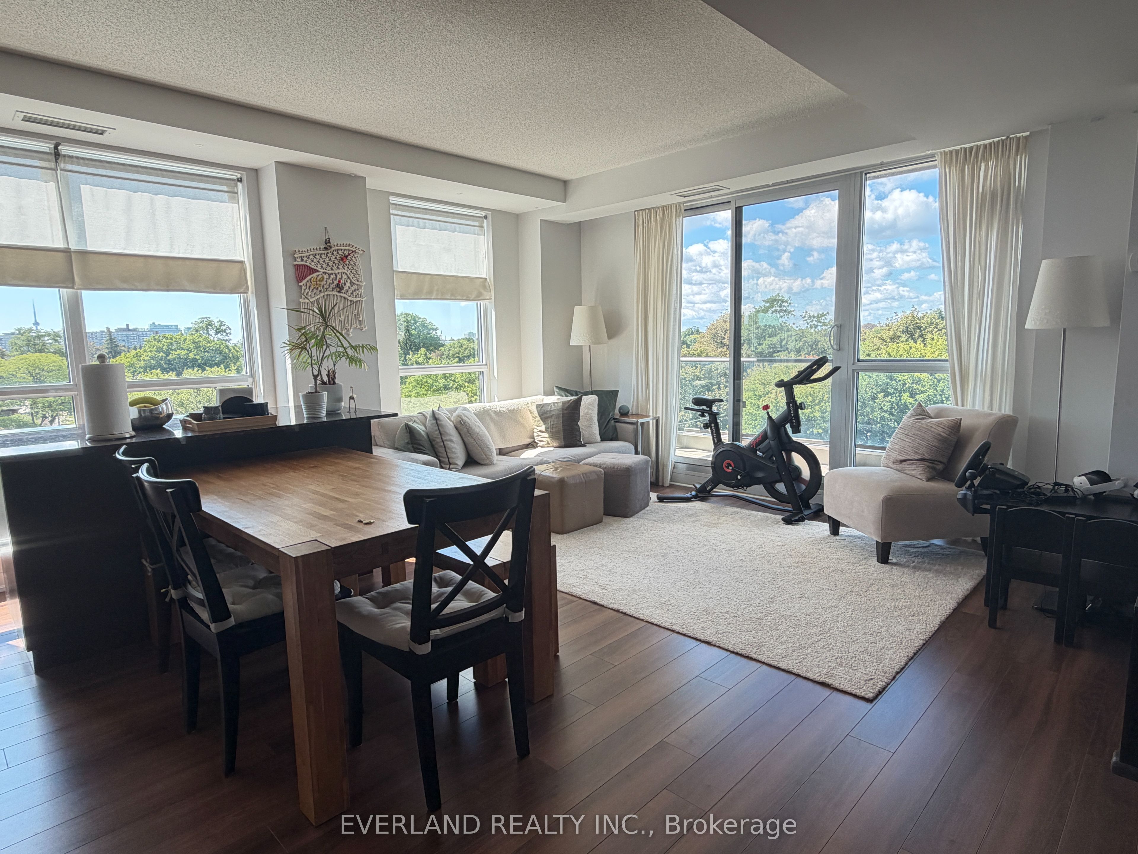 60 Berwick Avenue 707, Toronto, ON M5P 0A3 photo 3