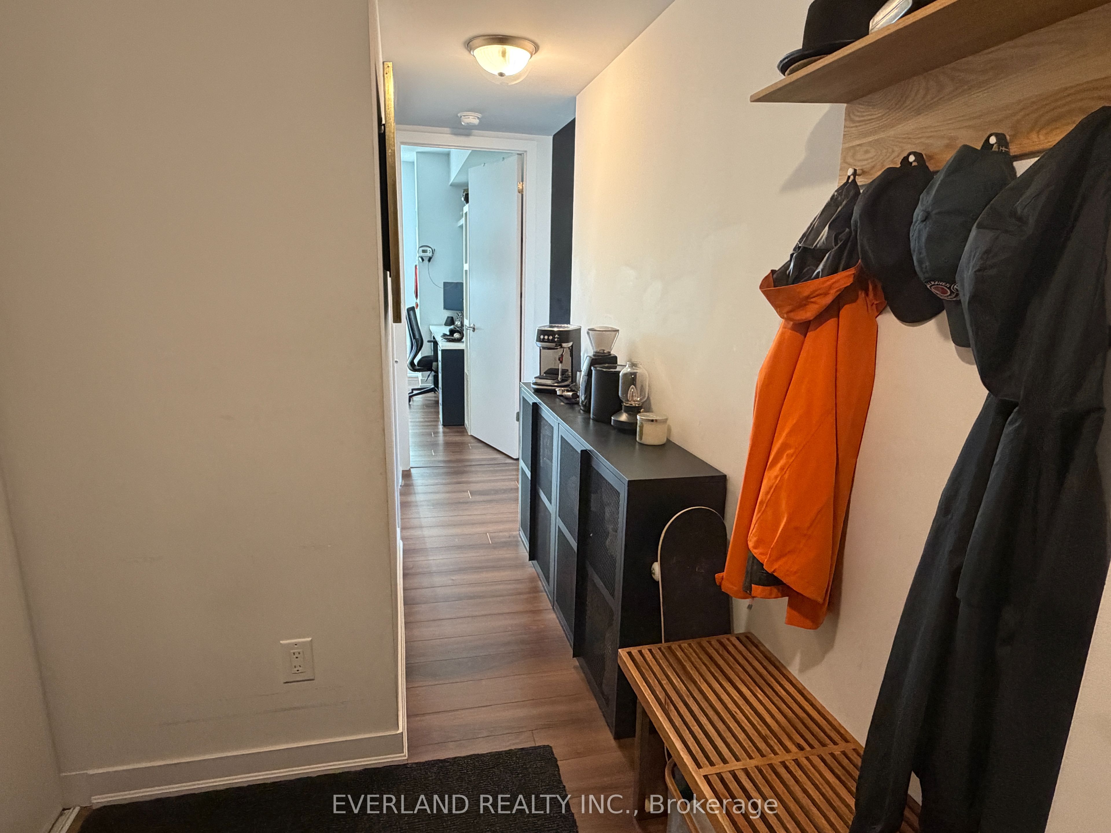 60 Berwick Avenue 707, Toronto, ON M5P 0A3 photo 5