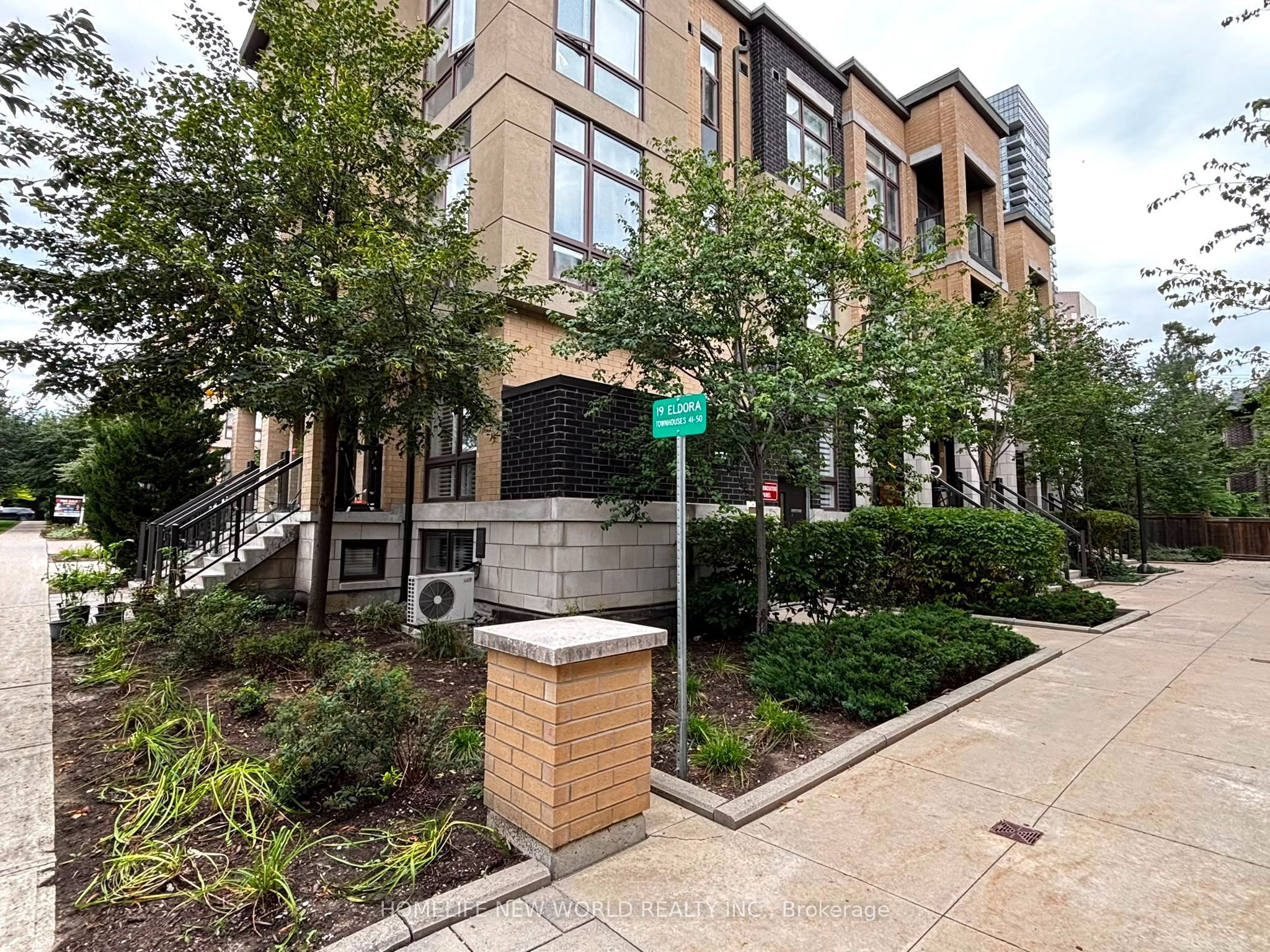 19 Eldora Avenue 45, Toronto, ON M2M 1R3