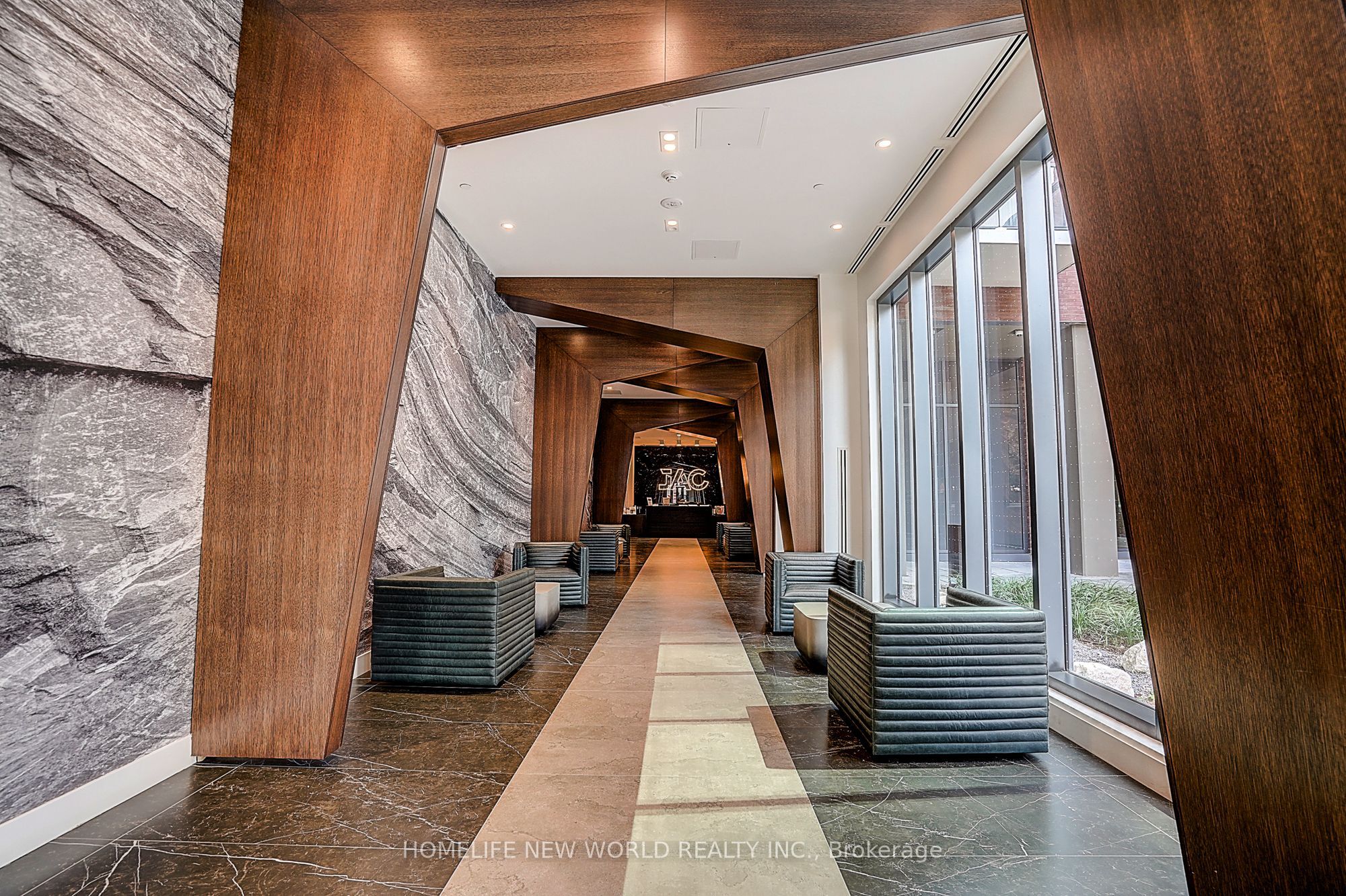 308 Jarvis Street 3203, Toronto, ON M5B 0E3 photo 3