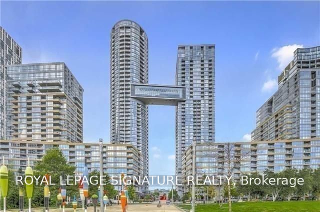 21 Iceboat Terrace 4315, Toronto, ON M5V 4A9