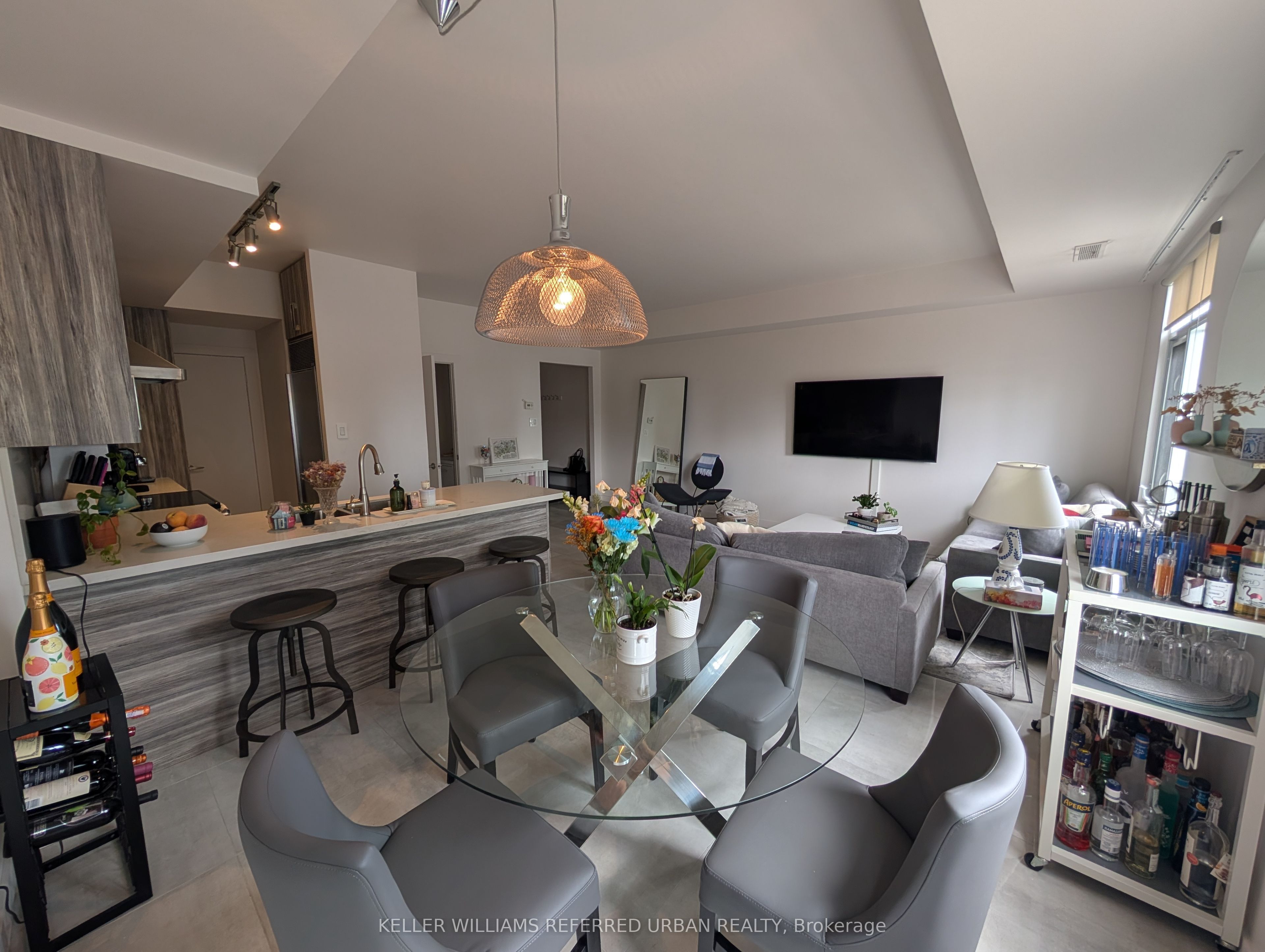 550 Front Street W PH7, Toronto, ON M5V 3N5 photo 5