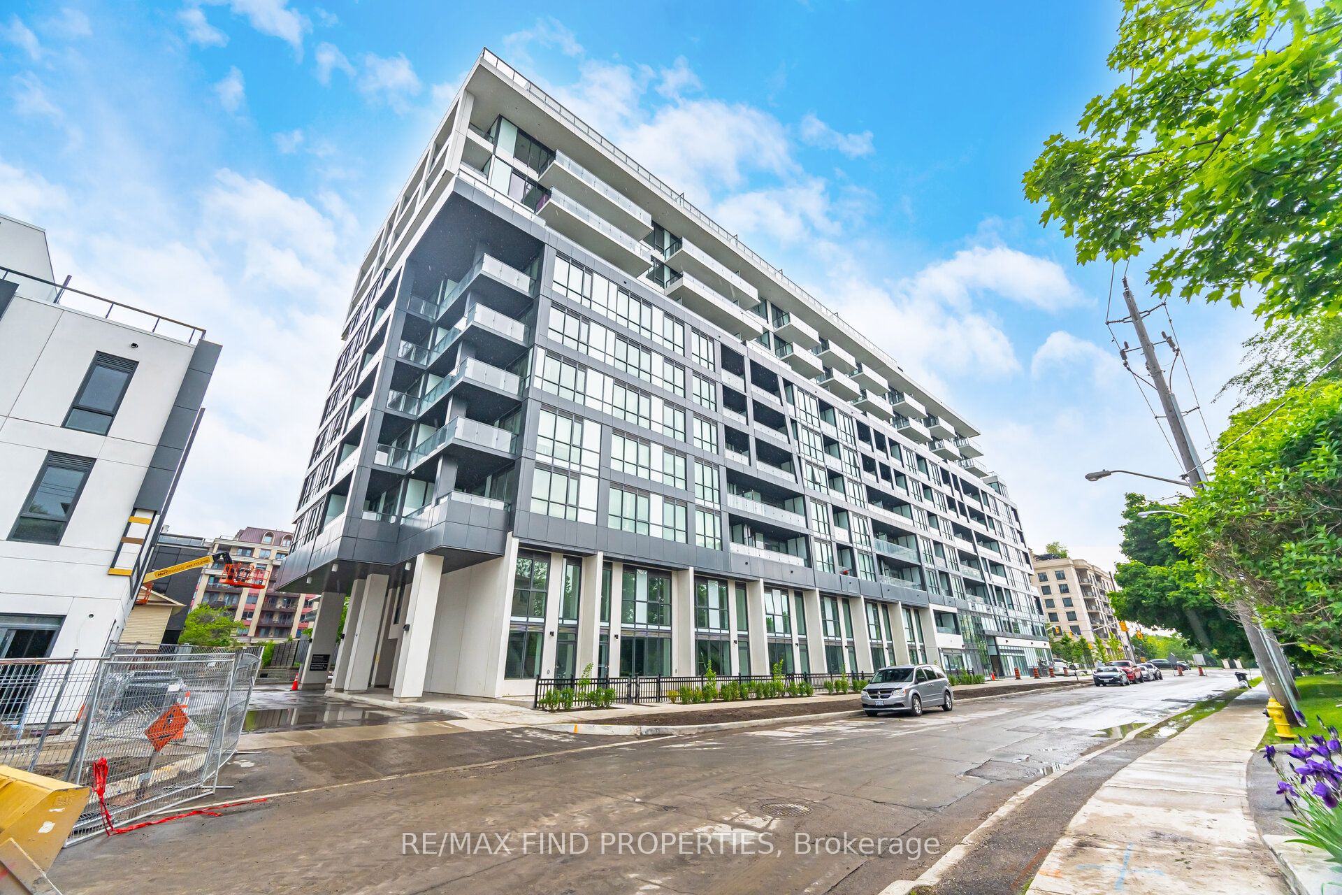 6 Greenbriar Road 910, Toronto, ON M2K 0H6 photo 2