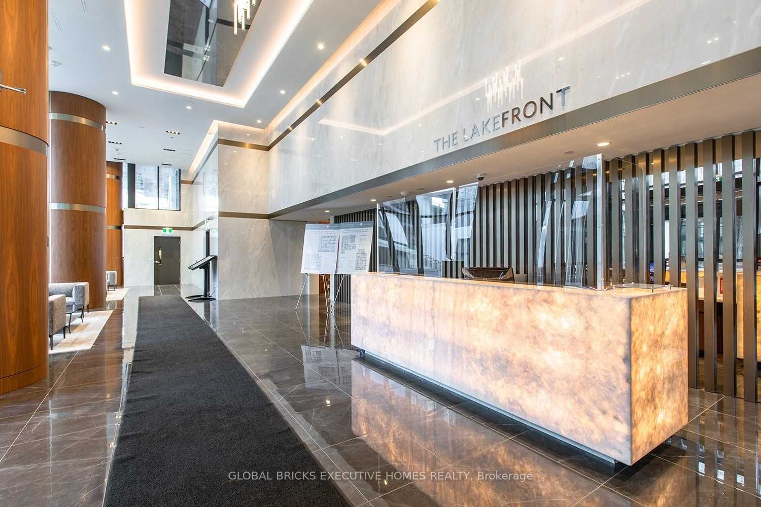 17 Bathurst Street 2206, Toronto, ON M5V 0N1 photo 3