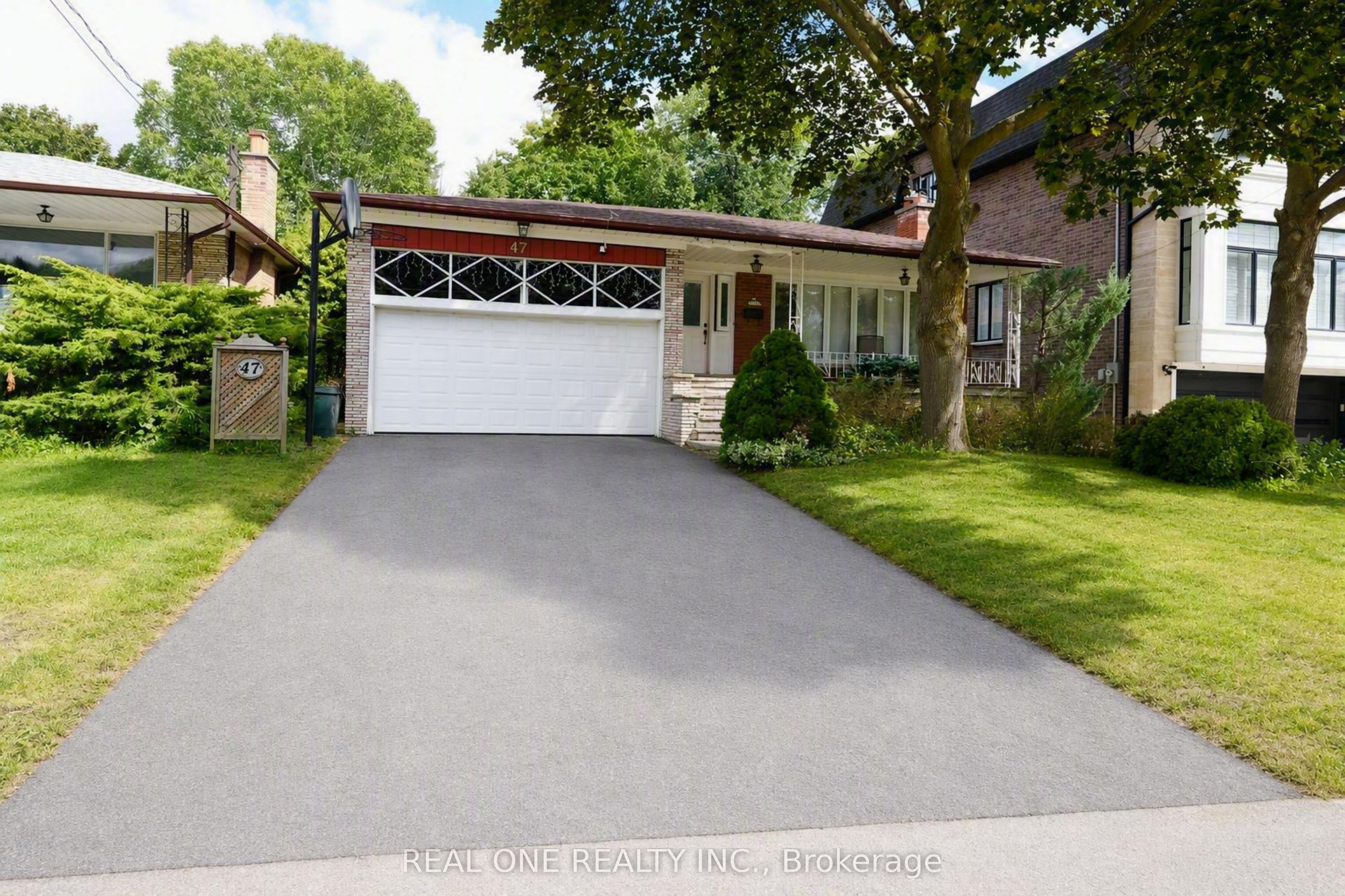 47 Heathview Avenue, Toronto, ON M2K 2C2