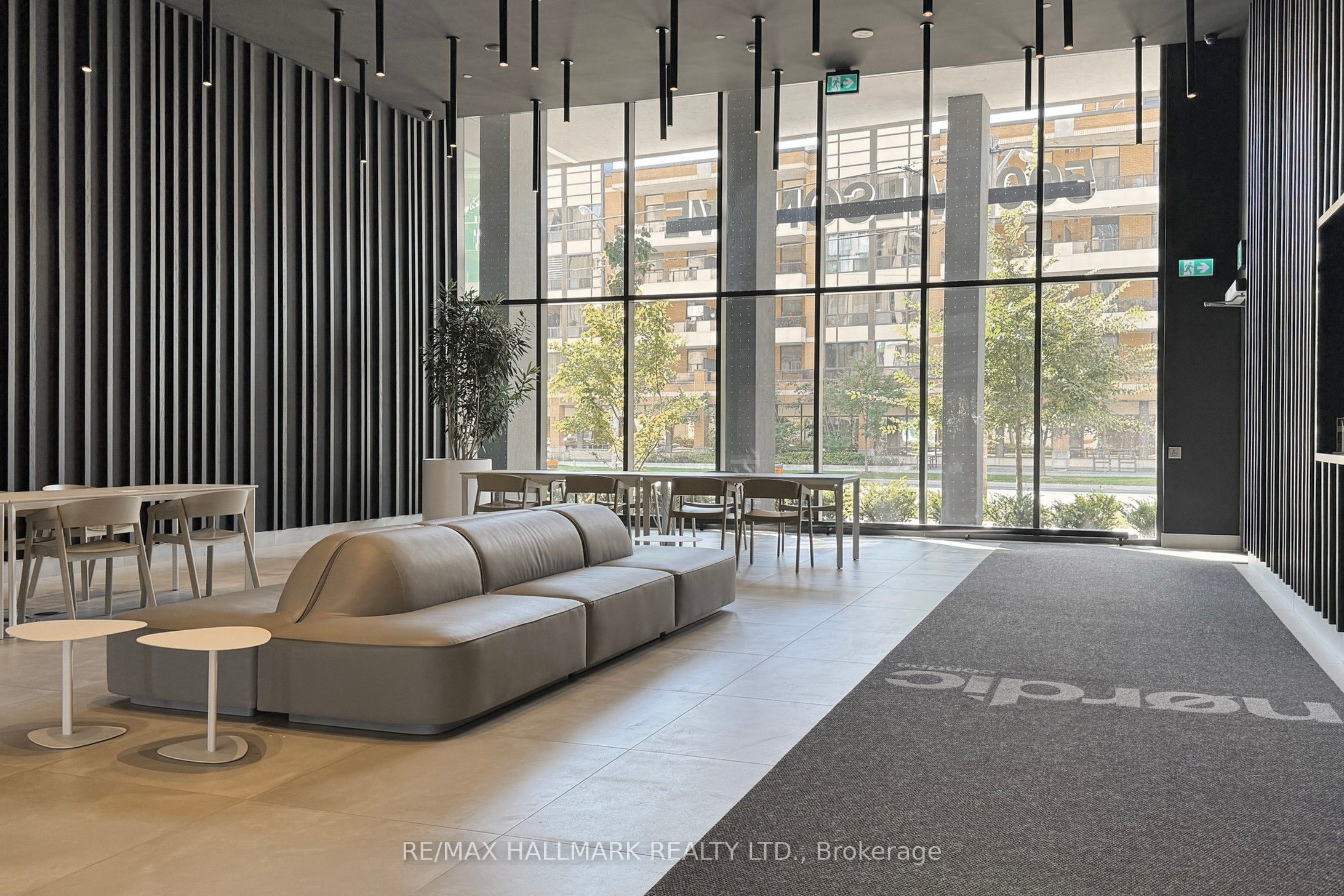 500 Wilson Avenue 424, Toronto, ON M3H 0E5 photo 4
