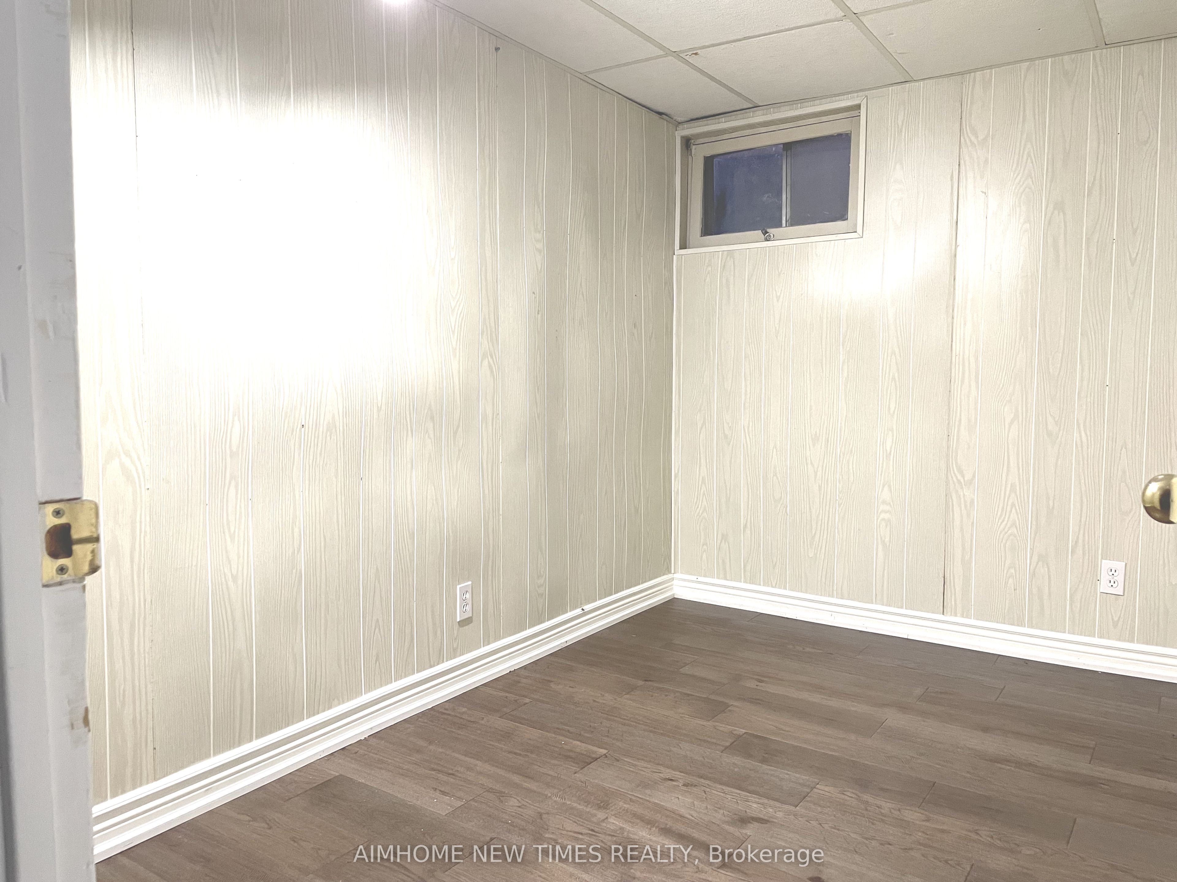 70 Apple Gate Crescent BSMT, Toronto, ON M2H 2R4 photo 3
