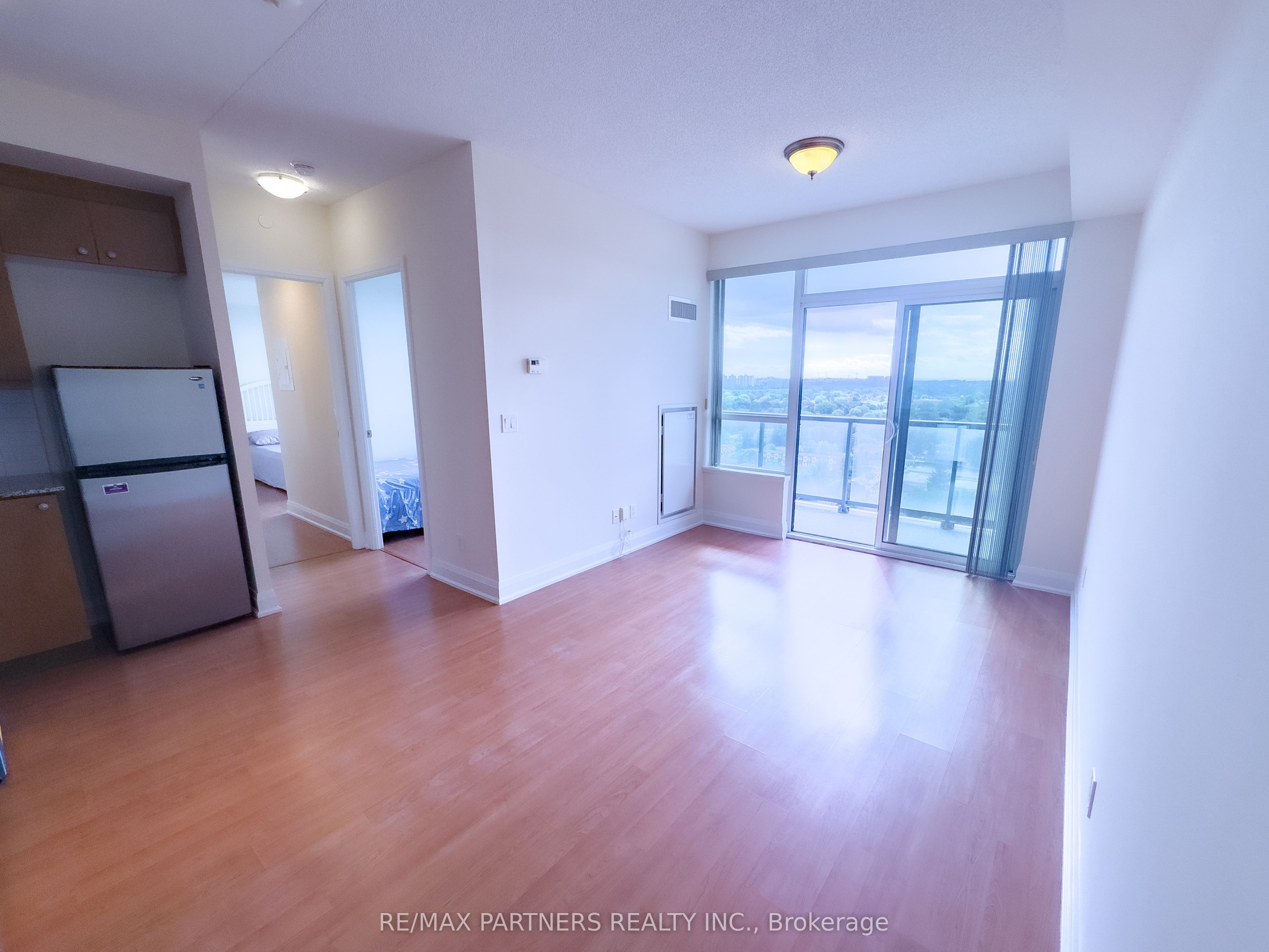 68 Canterbury Place 2006, Toronto, ON M2N 0H8 photo 4