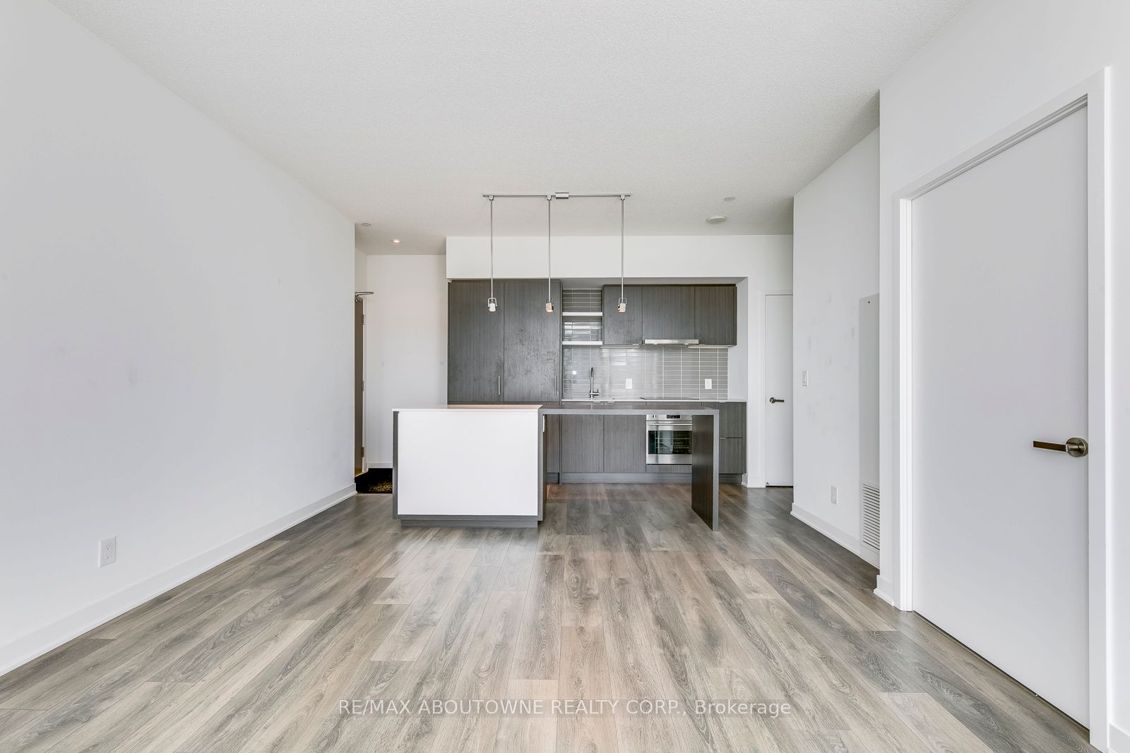 88 Harbour Street 4906, Toronto, ON M5J 0C3 photo 4