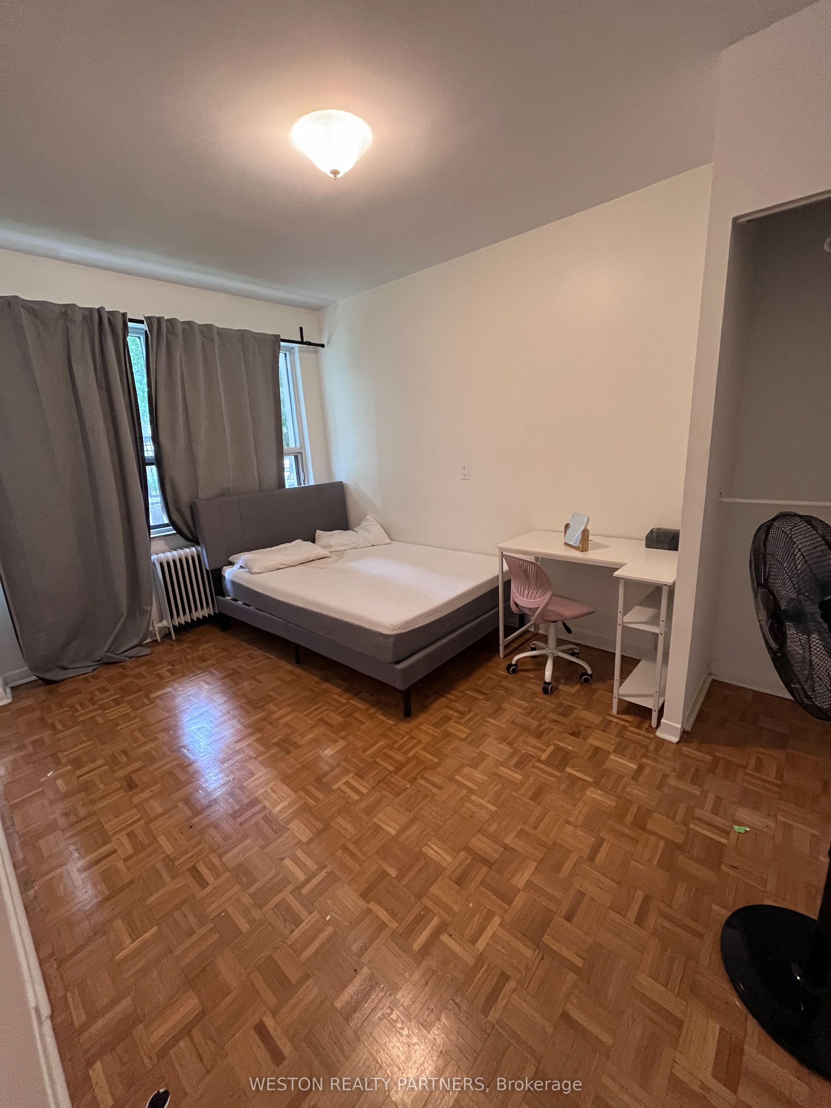 88 Wellesley Street E 102, Toronto, ON M4Y 1H4 photo 3