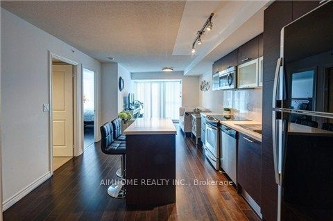 386 Yonge Street 1405, Toronto, ON M5B 0A5 photo 3