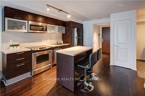 386 Yonge Street 1405, Toronto, ON M5B 0A5 photo 4