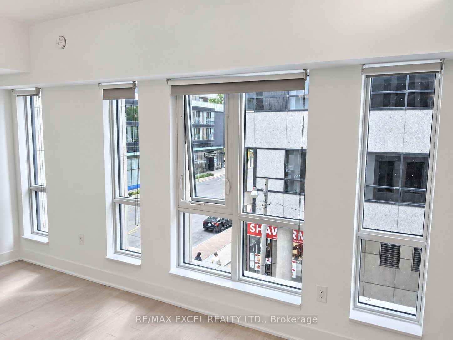 955 Bay Street 328, Toronto, ON M5S 0C6 photo 2