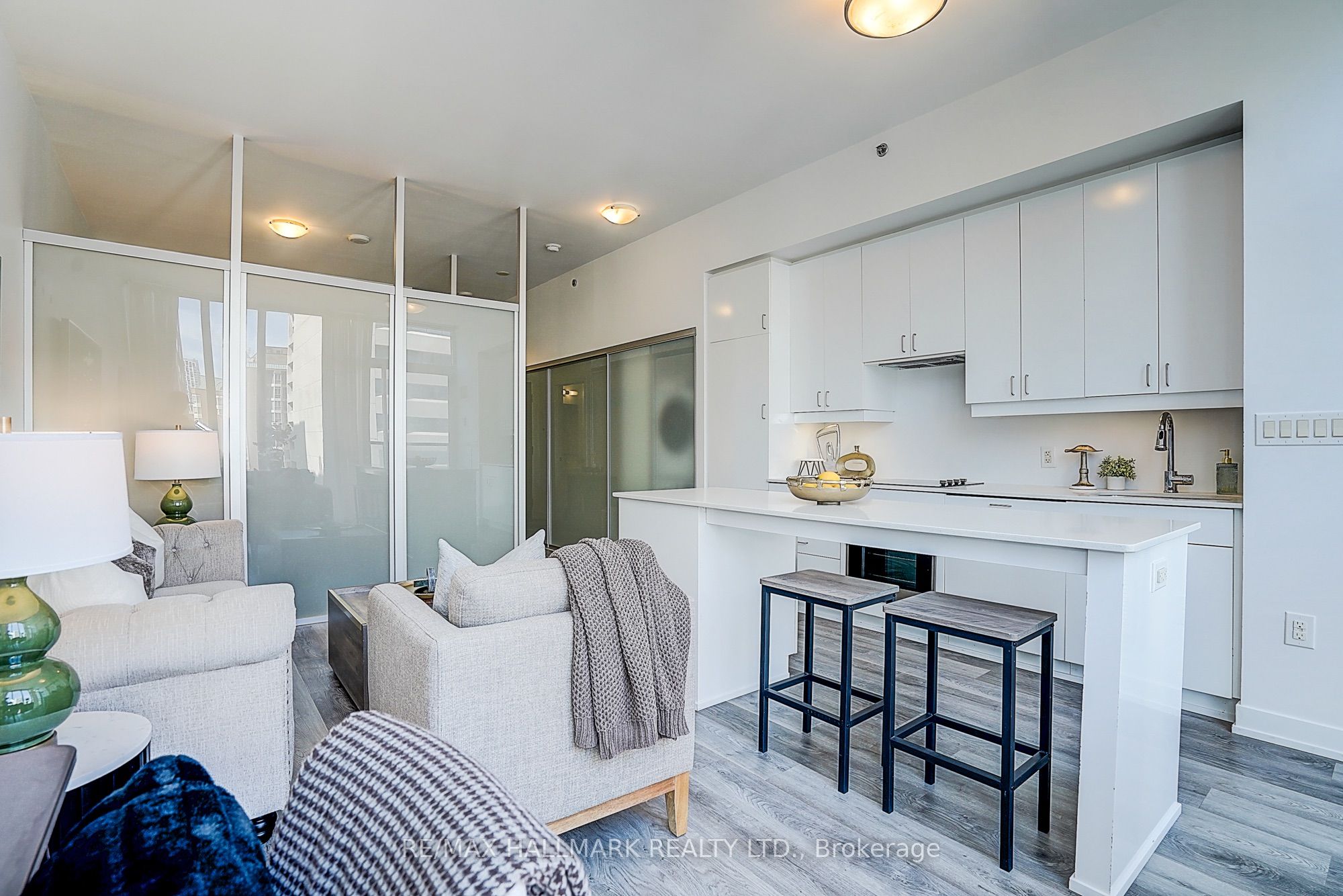 426 University Avenue 2009, Toronto, ON M5G 1S9 photo 3