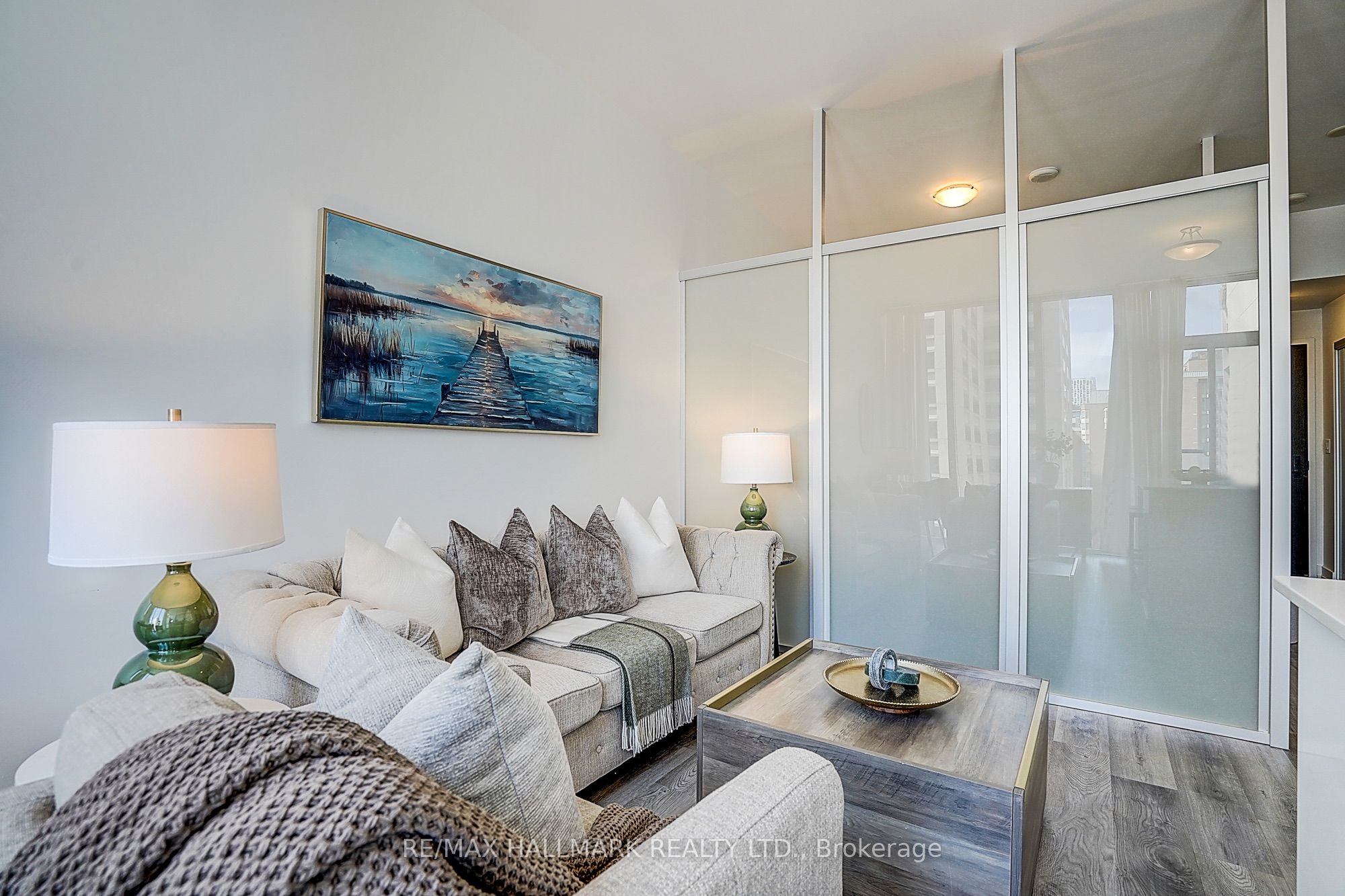 426 University Avenue 2009, Toronto, ON M5G 1S9 photo 4