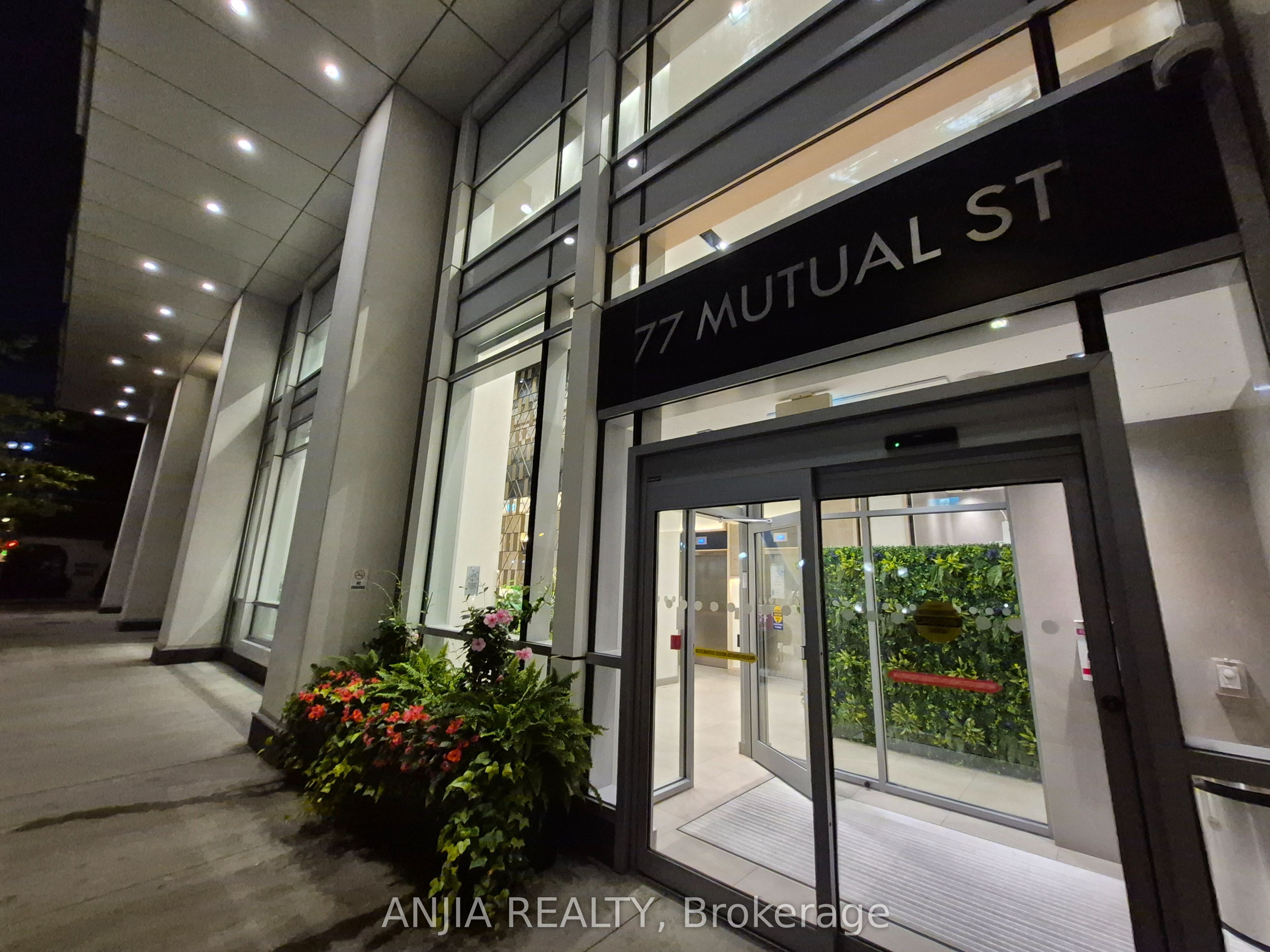 77 Mutual Street 206, Toronto, ON M5B 0E5 photo 5