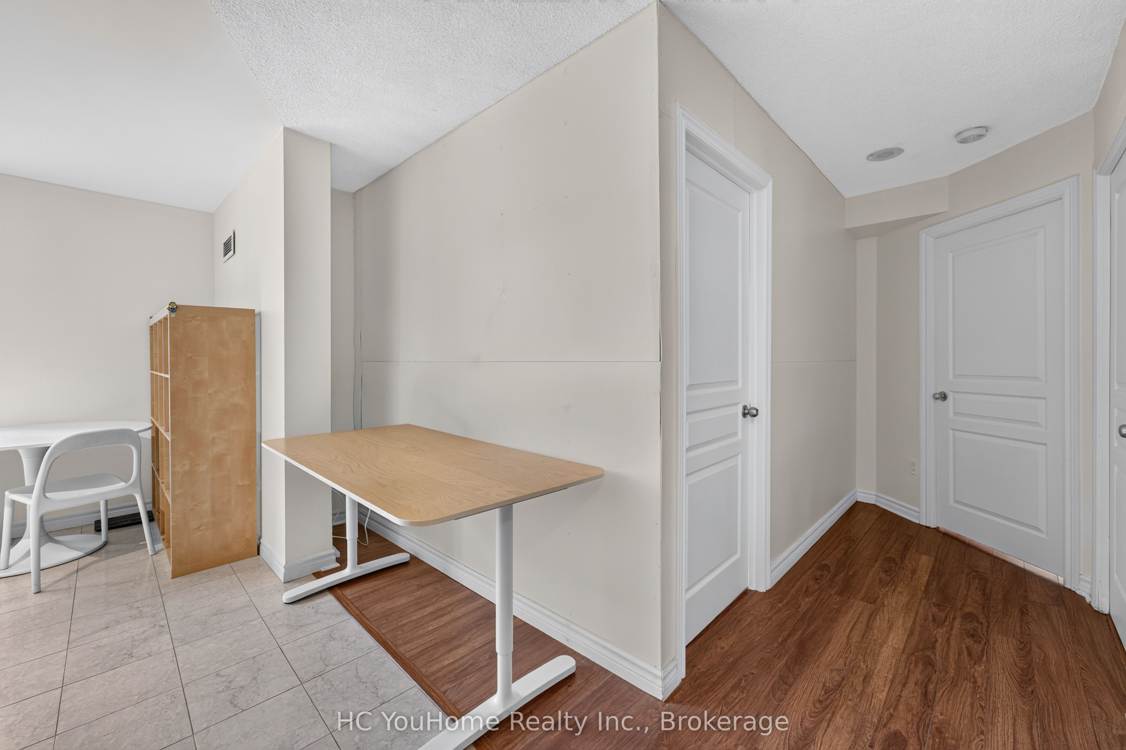 801 Bay Street 607, Toronto, ON M5S 1Y9 photo 5