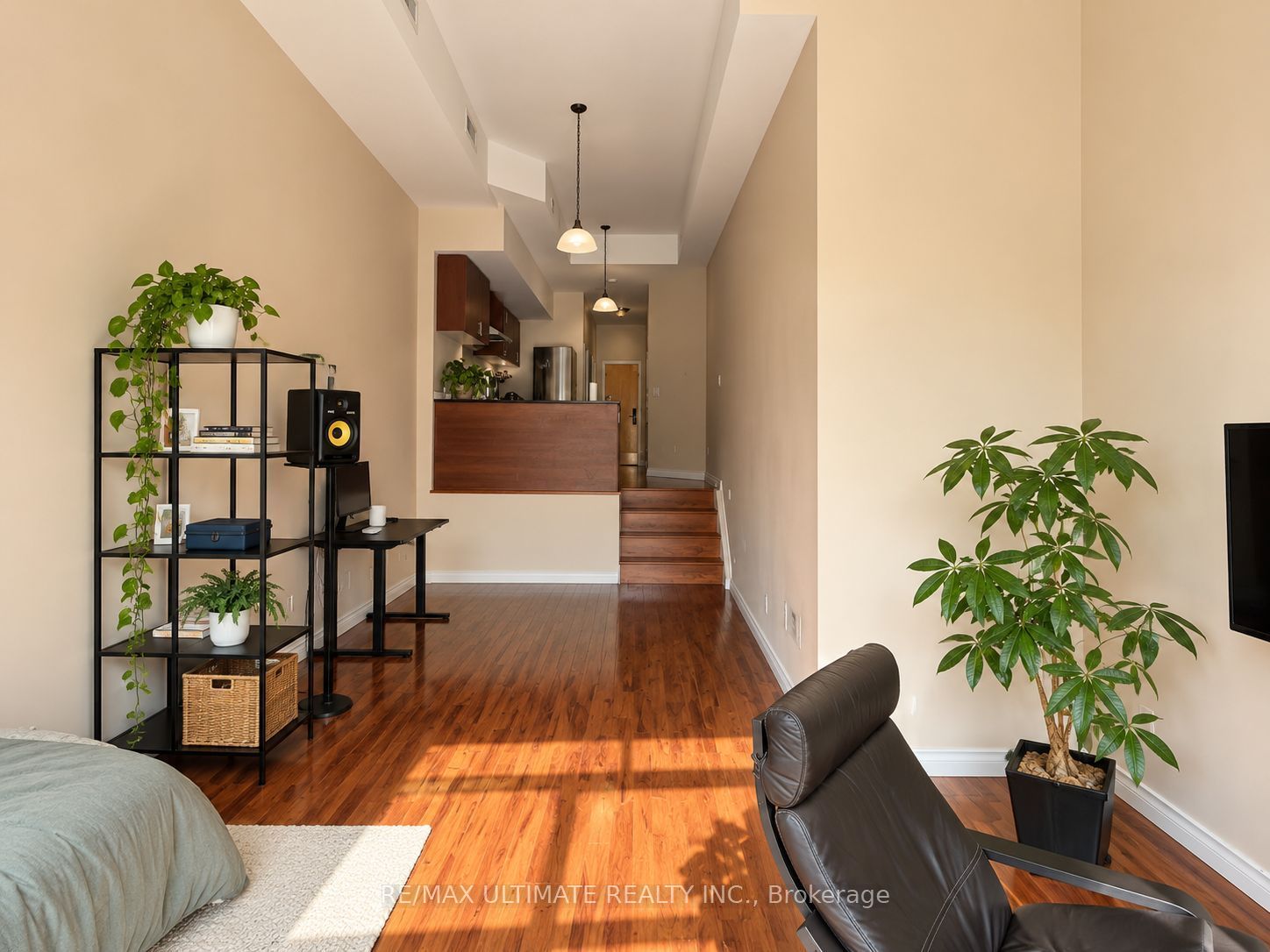 781 Queen Street W 2B, Toronto, ON M6J 1G1