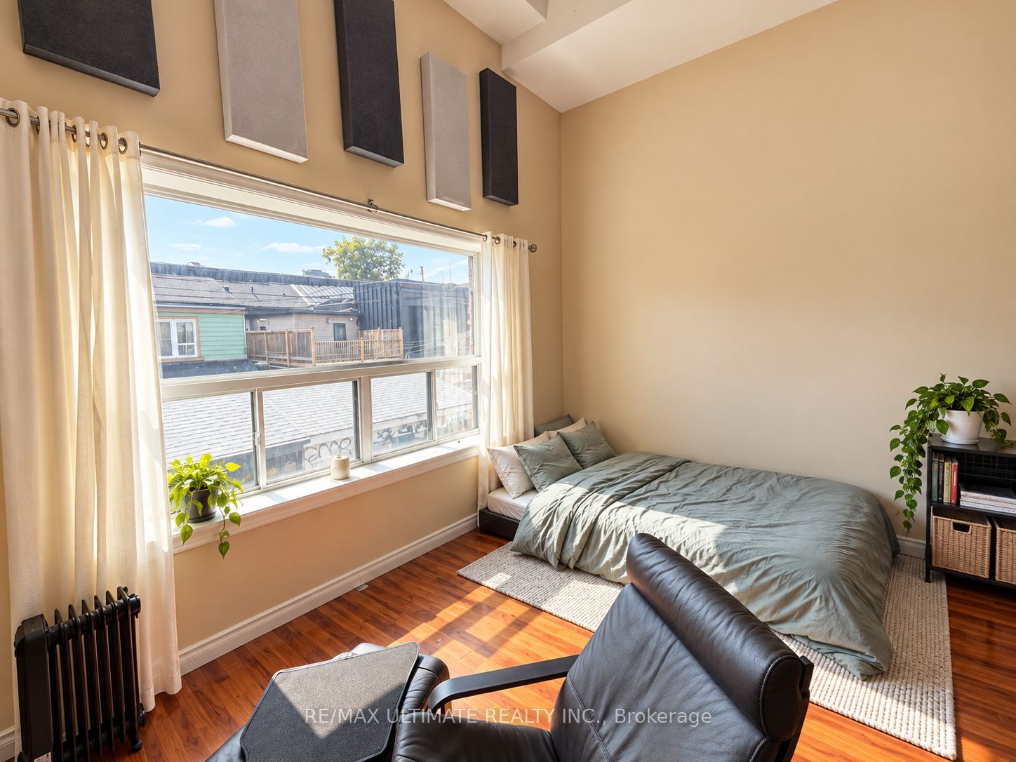 781 Queen Street W 2B, Toronto, ON M6J 1G1 photo 3