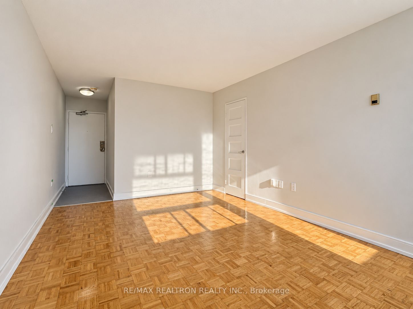 1500 Bathurst Street 501, Toronto, ON M5P 3L3 photo 4