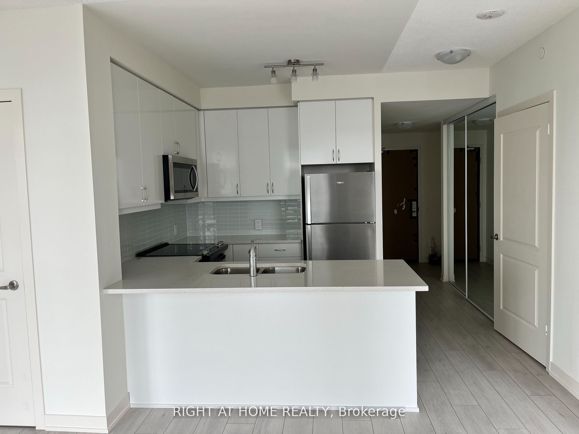 4955 yonge Street 2906, Toronto, ON M3N 0L8 photo 4