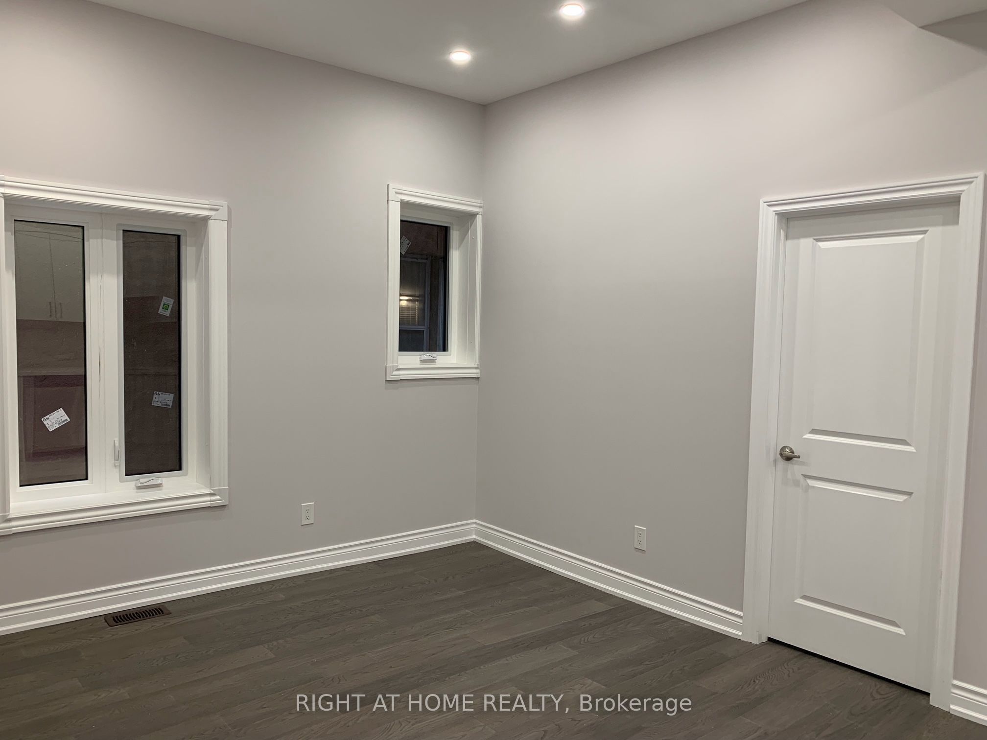 57 Brunswick Avenue Main Floor Unit, Toronto, ON M5S 2L8 photo 5
