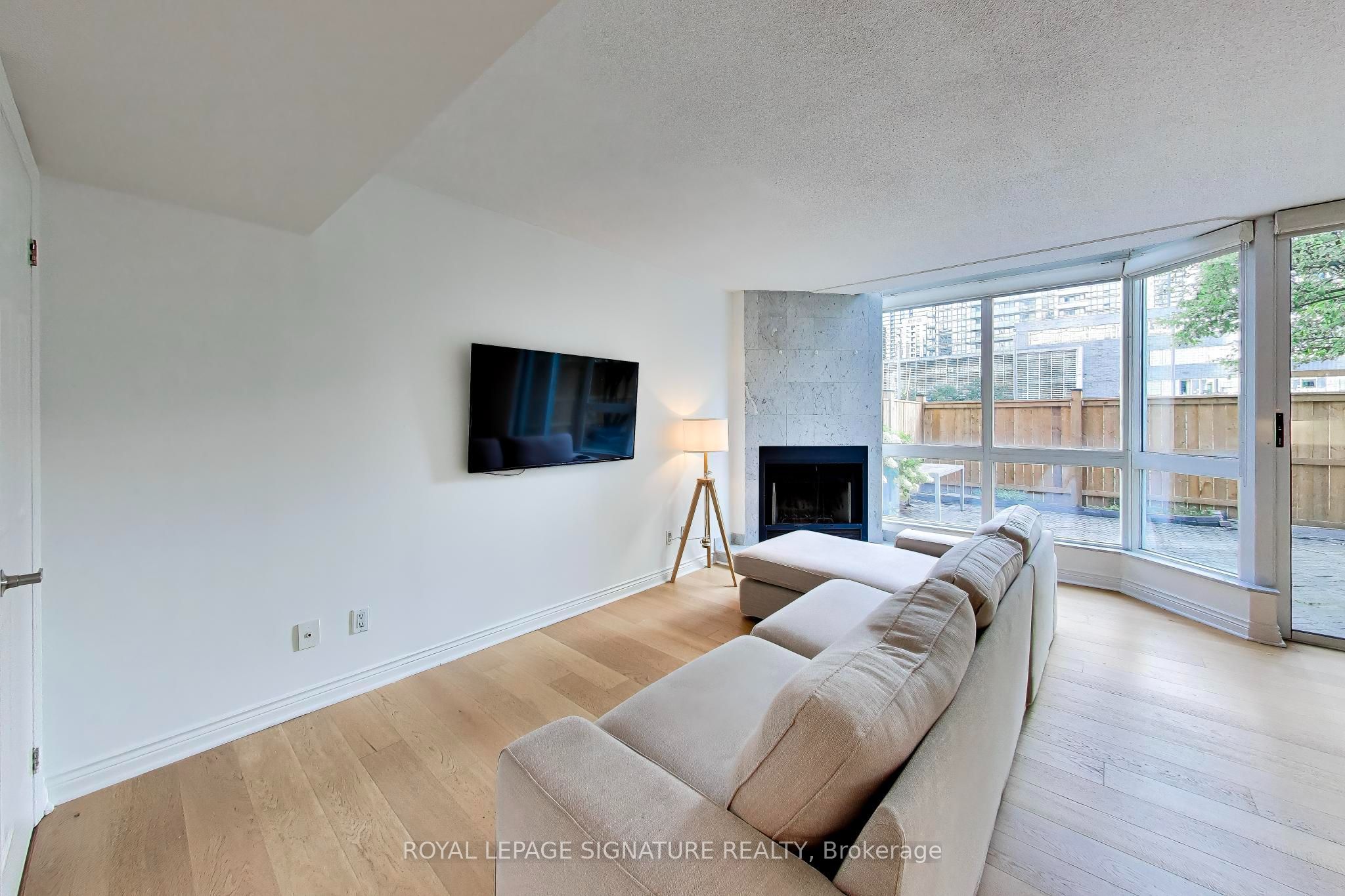 11 Broadway Avenue TH5, Toronto, ON M4P 1T7 photo 5