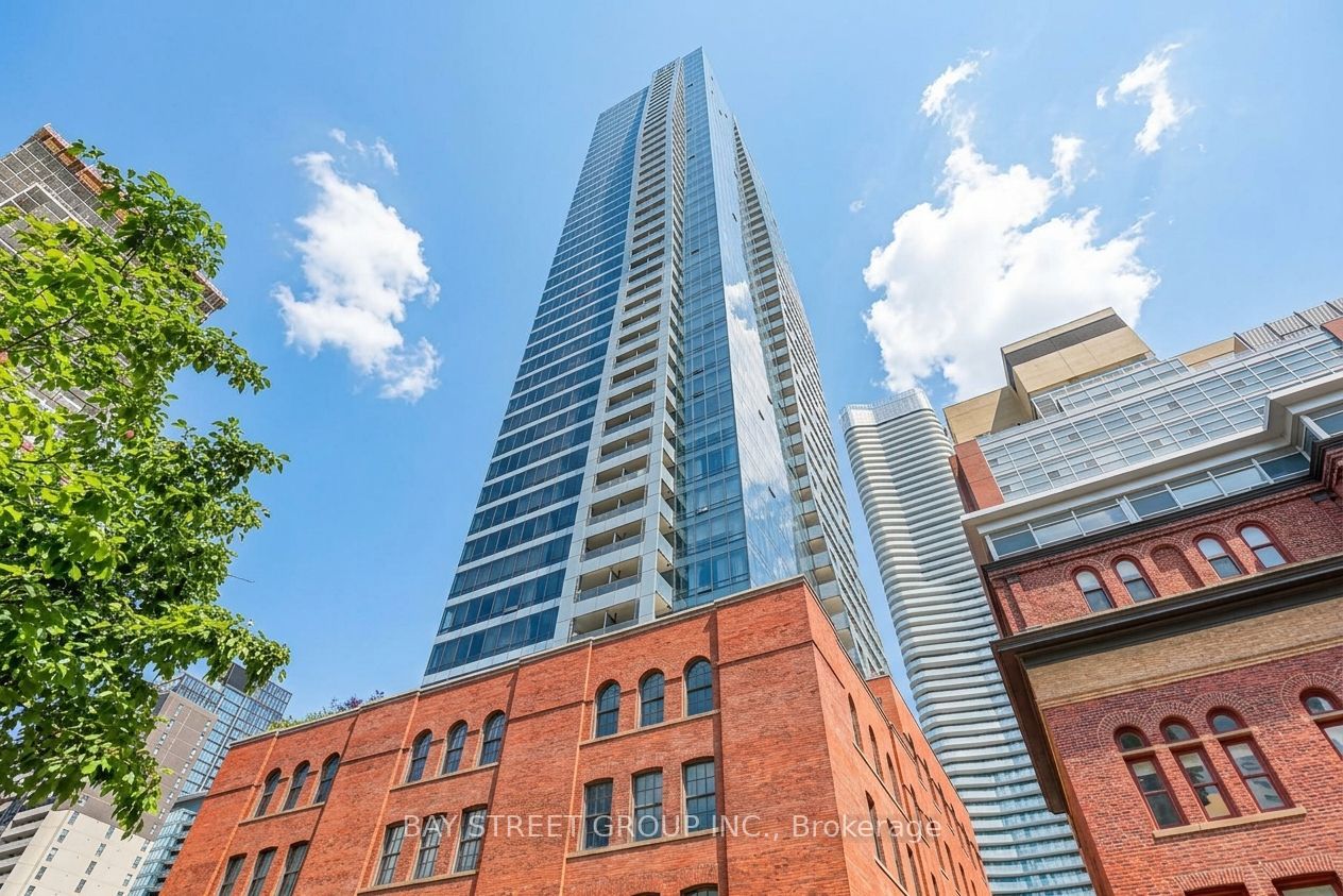 5 St Joseph Street 1511, Toronto, ON M4Y 0B6
