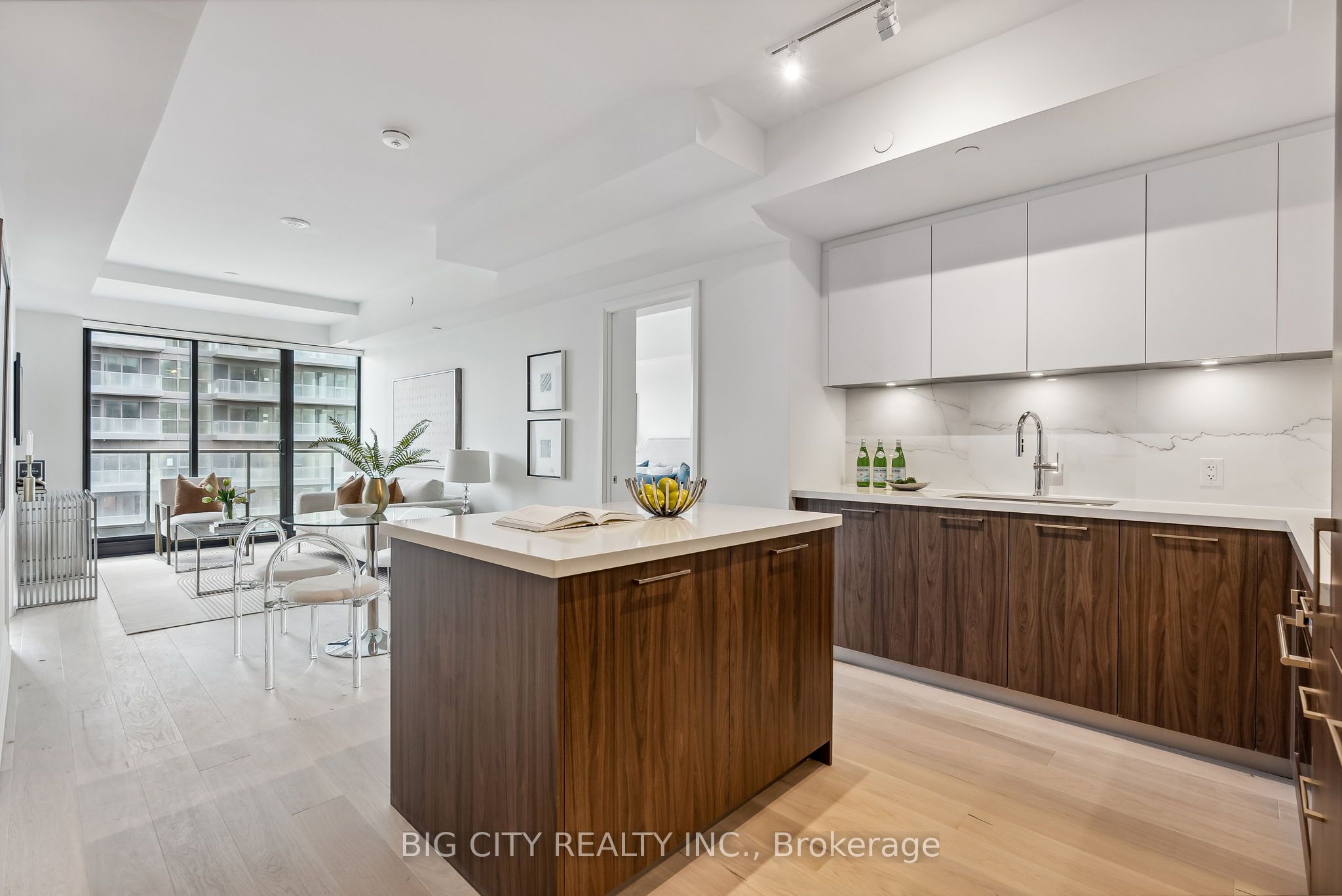 33 Frederick Todd Way 1108, Toronto, ON M4G 0C9 photo 5
