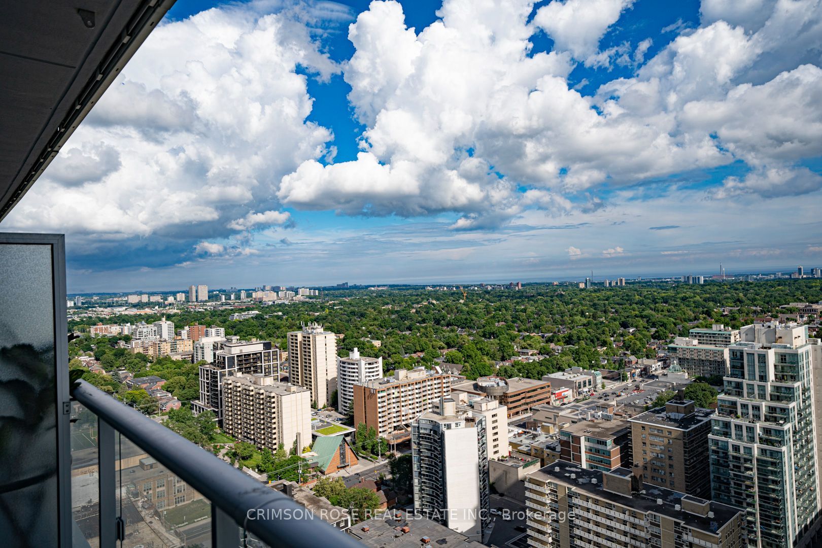 195 Redpath Avenue 3210, Toronto, ON M4P 0E4 photo 2