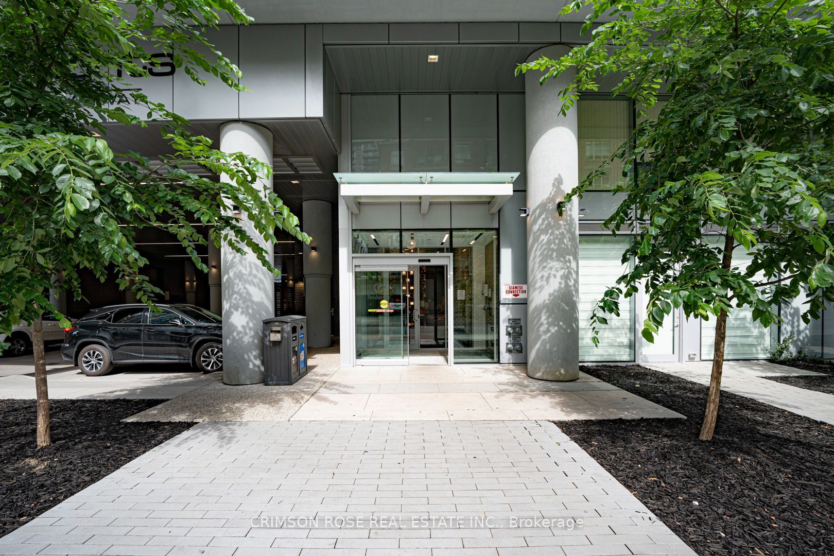 195 Redpath Avenue 3210, Toronto, ON M4P 0E4 photo 3