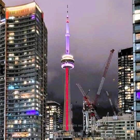 125 Peter Street 1110, Toronto, ON M5V 0M2