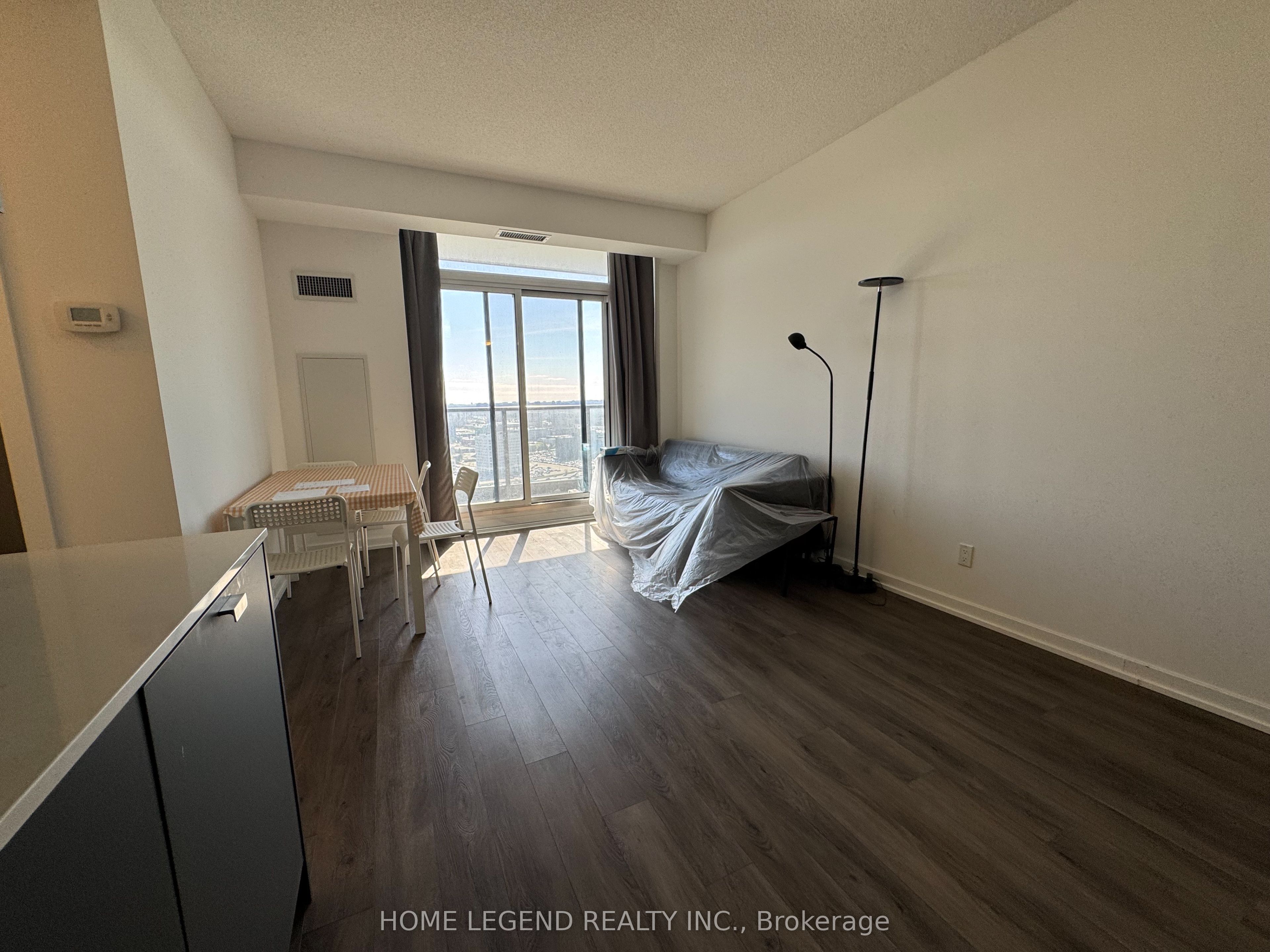 56 Forest Manor Road 2910, Toronto, ON M2J 1M6 photo 4