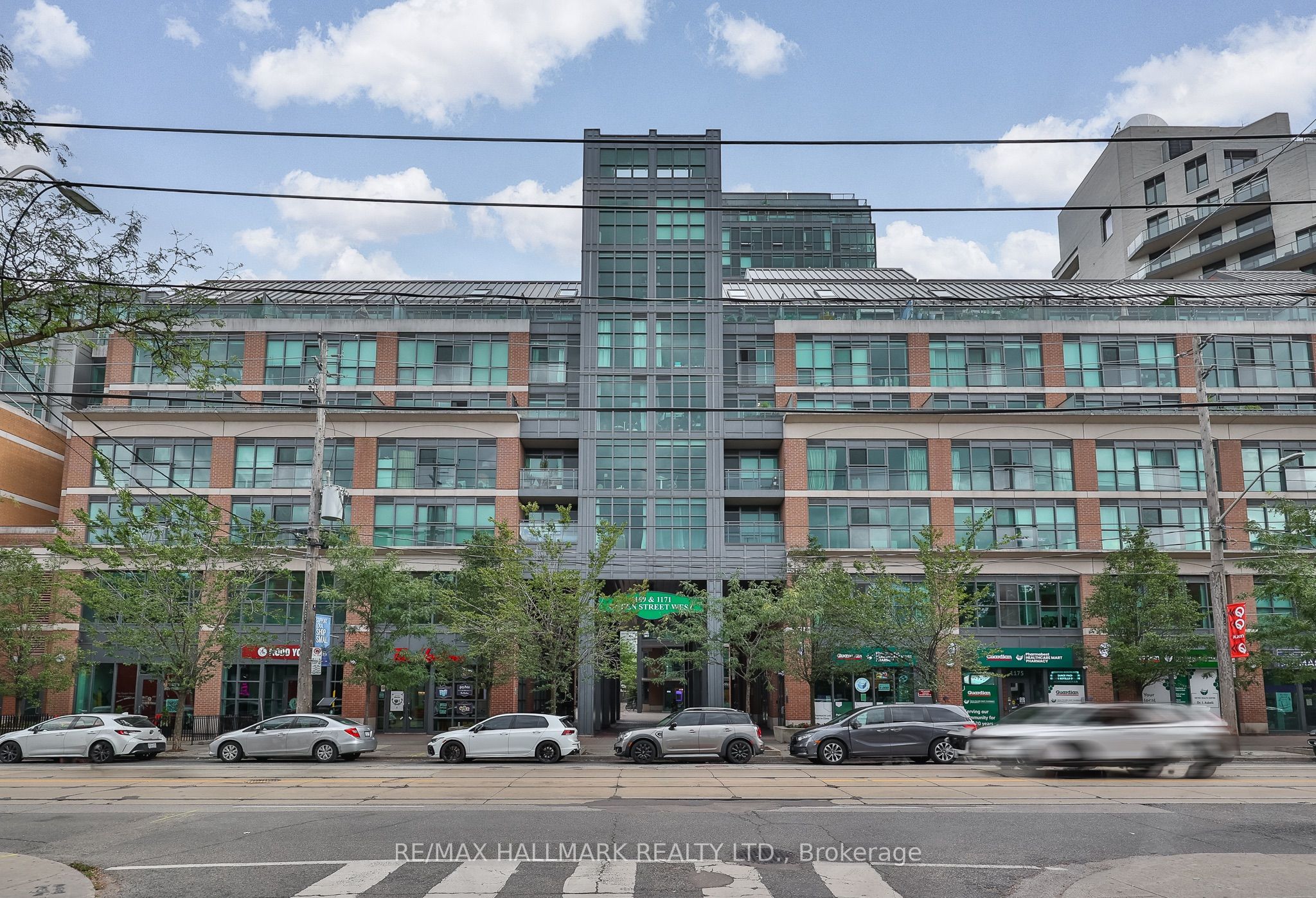 1171 Queen Street W 1309, Toronto, ON M6J 0A5