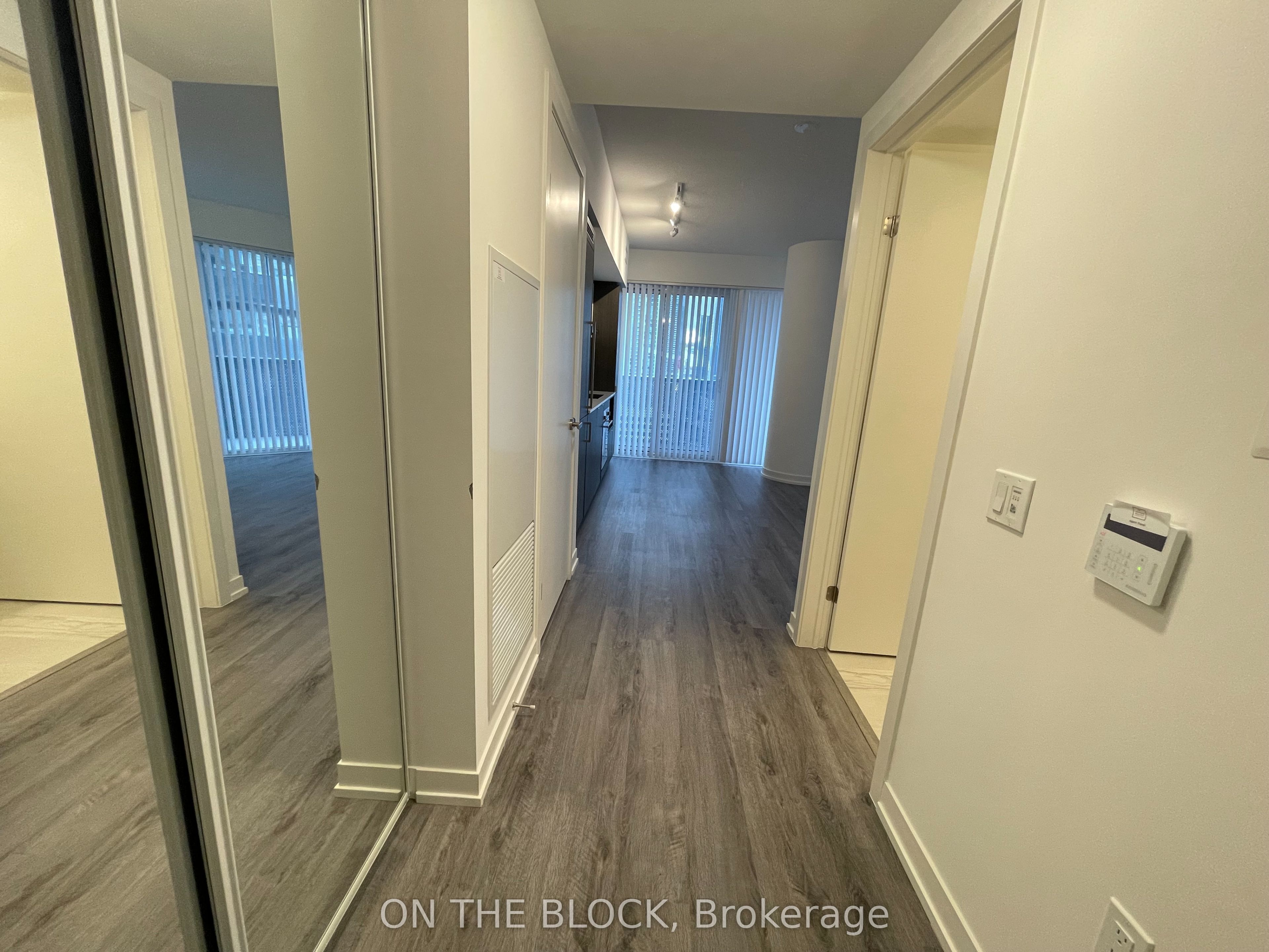 138 Downes Street 1715, Toronto, ON M5E 0E4 photo 5