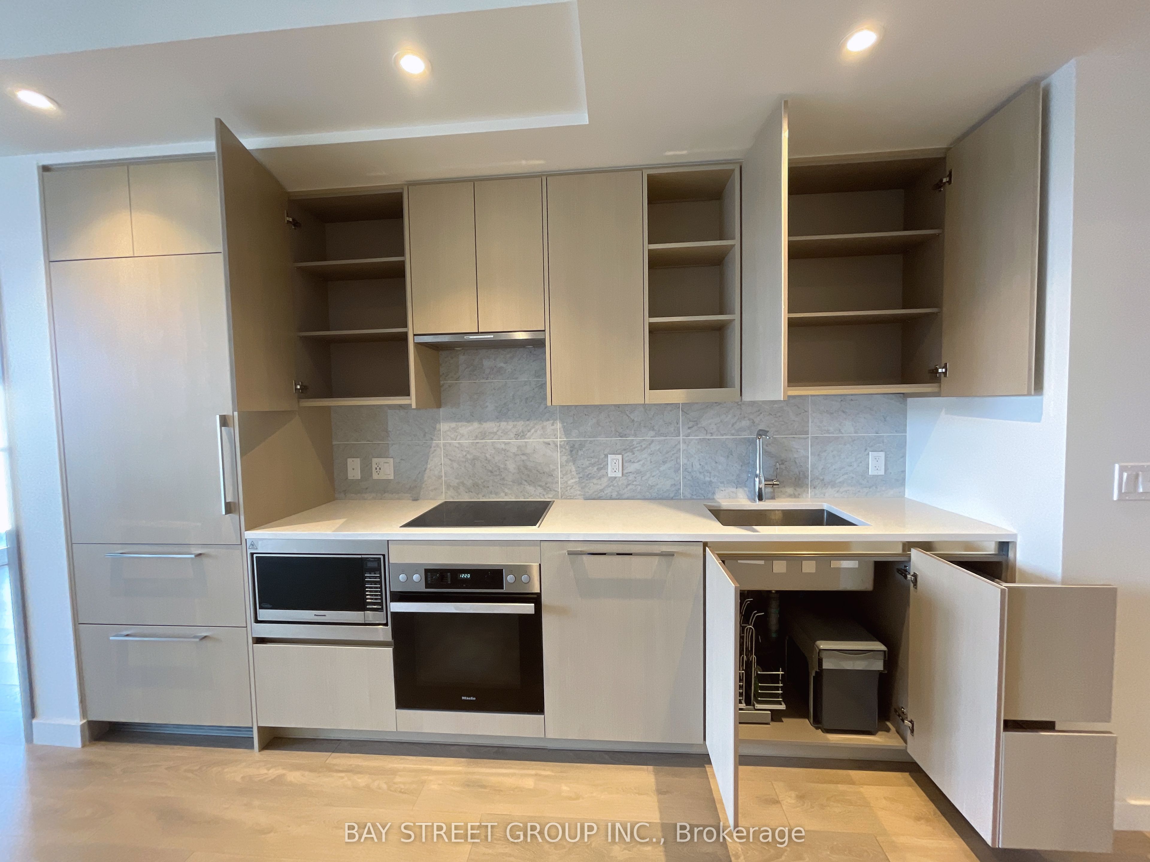 85 Mcmahon Drive 507, Toronto, ON M2K 0H1 photo 5